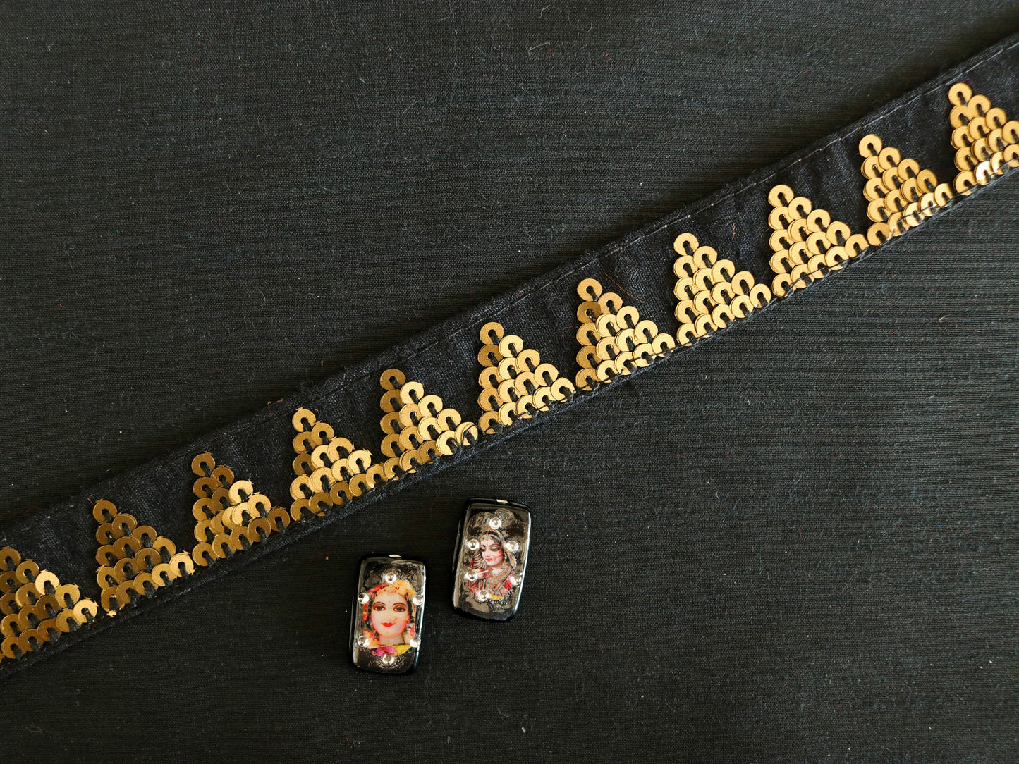 Black Gold Triangle Embroidered Trim,Indian Sequin Border,Black Sequin Lace,Bridal Trim,Fabric Trim,Saree Border,Price/mtr