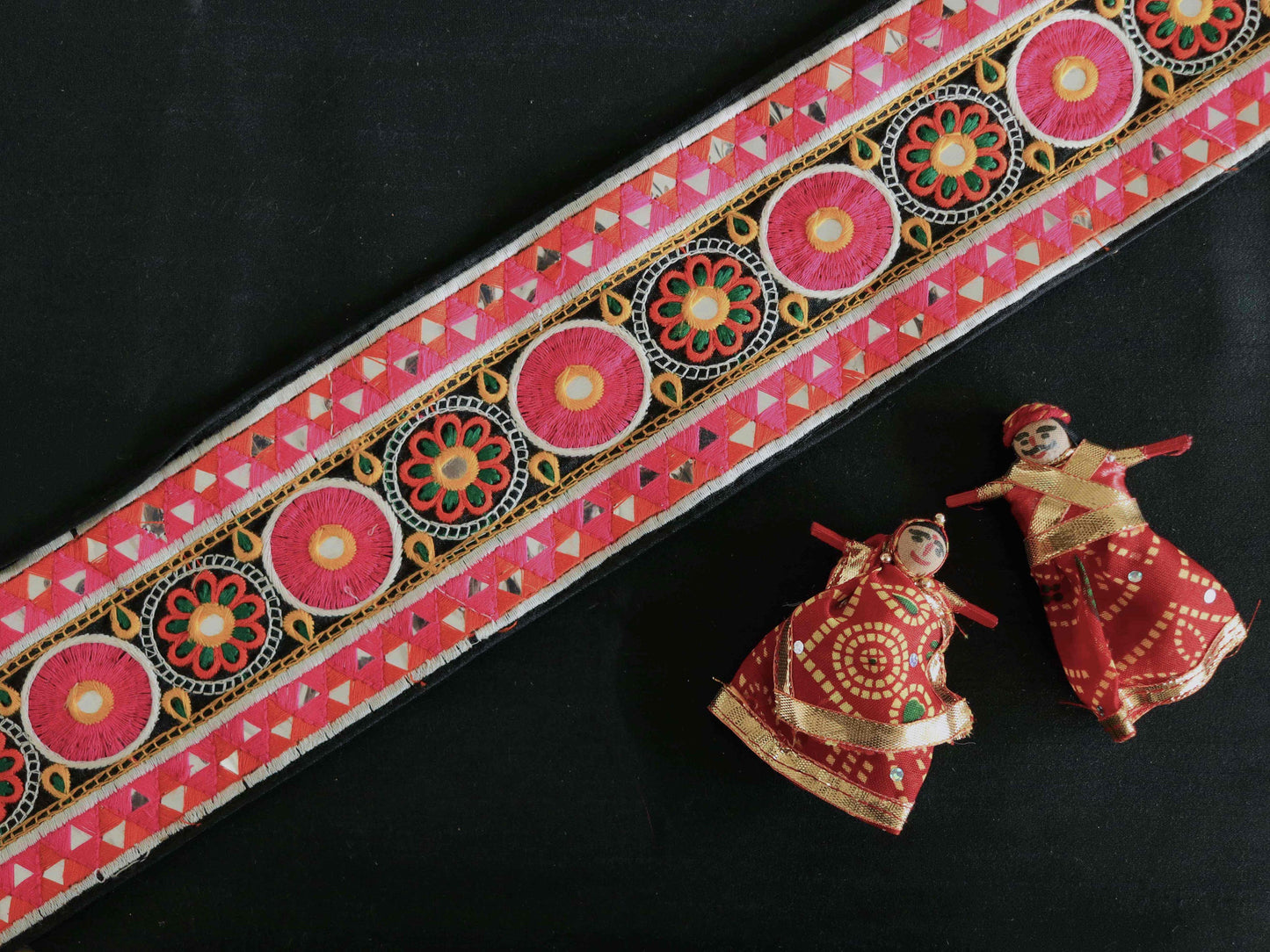 Black Pink Mirror Kutchi Trim,Indian Embroidered Border,Black Faux Mirror Lace,Tribal Boho Hippie Saree Border,Price/mtr