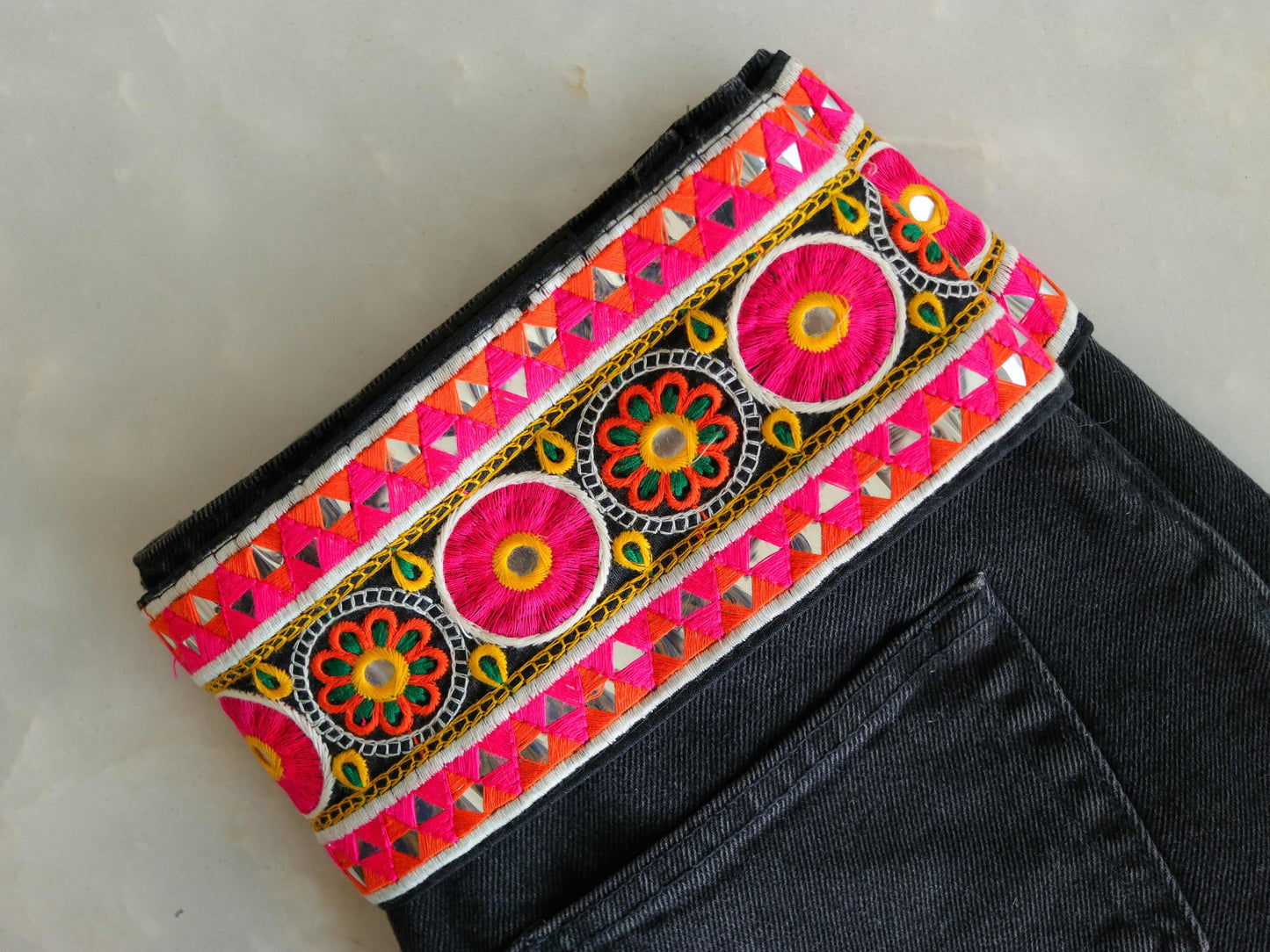 Black Pink Mirror Kutchi Trim,Indian Embroidered Border,Black Faux Mirror Lace,Tribal Boho Hippie Saree Border,Price/mtr