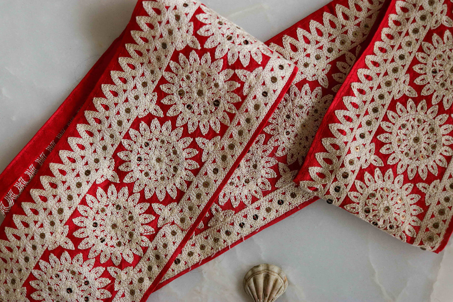 Red White Floral Embroidered Trim,Indian Kashmiri Embroidered Border,Broad Red Floral Lace,Broad Saree Border,Price/mtr
