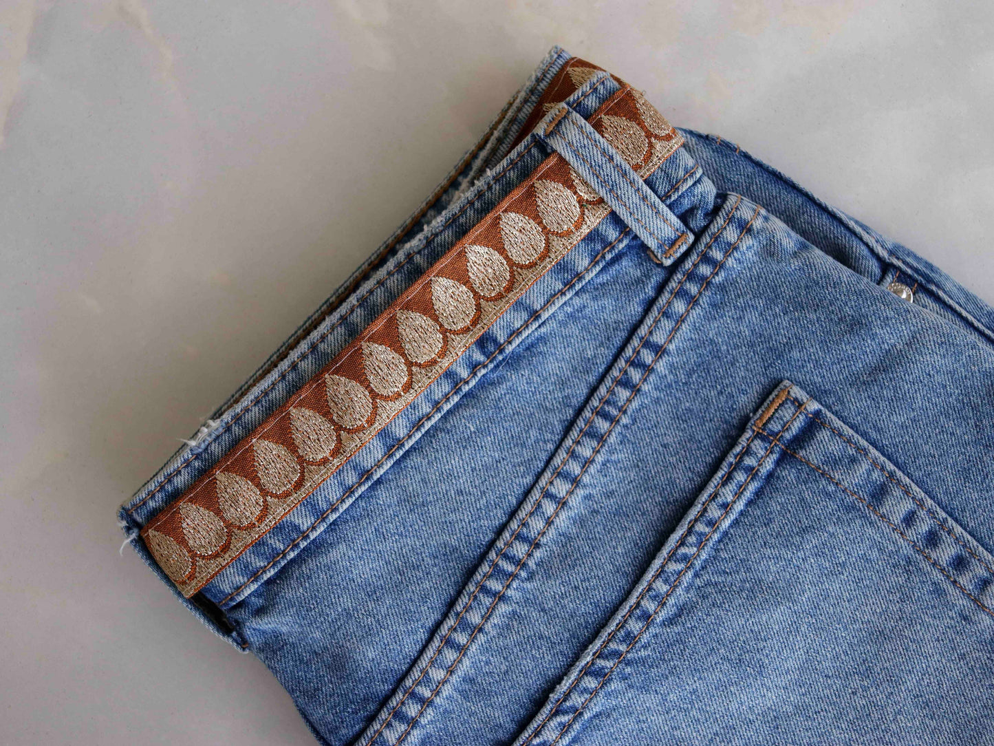 Ochre Gold Teardrop Jacquard Trim,Brocade Border,Indian Brocade Lace,Ochre Yellow Gold Vintage Trim,Saree Border,Price/mtr