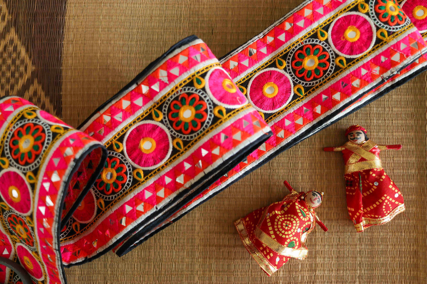Black Pink Mirror Kutchi Trim,Indian Embroidered Border,Black Faux Mirror Lace,Tribal Boho Hippie Saree Border,Price/mtr