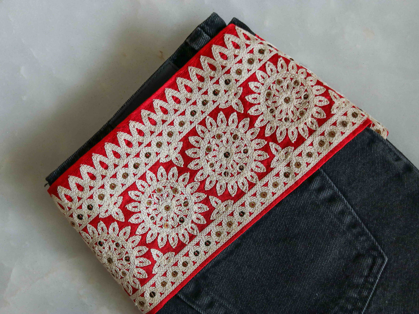 Red White Floral Embroidered Trim,Indian Kashmiri Embroidered Border,Broad Red Floral Lace,Broad Saree Border,Price/mtr