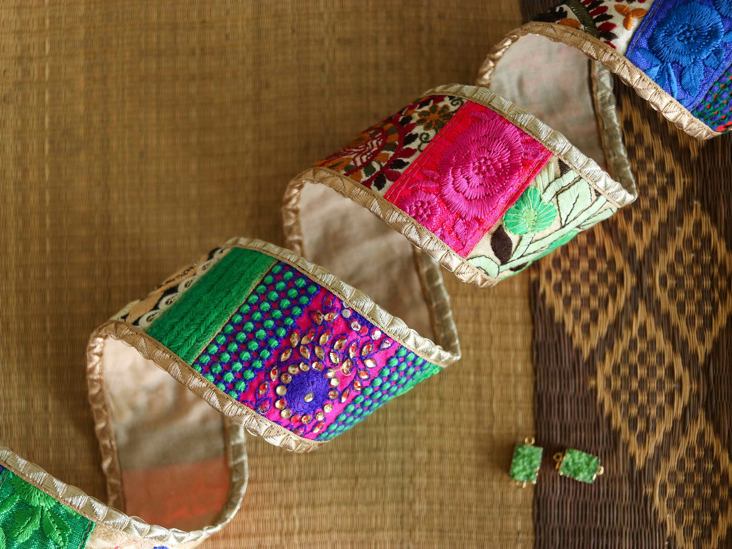 Boho Beige Patchwork Embroidered Trim,Upcycled Embroidered Lace,Beige Gold Floral Border,Indian Patchwork Khichdi Saree Border,Price/mt