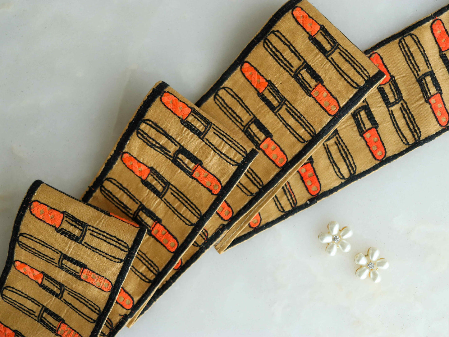 Quirky Lipstick Embroidered Trim,Boho Make-up Embroidered Lace,Beige Orange Playful Indian Saree Border,Price/mtr