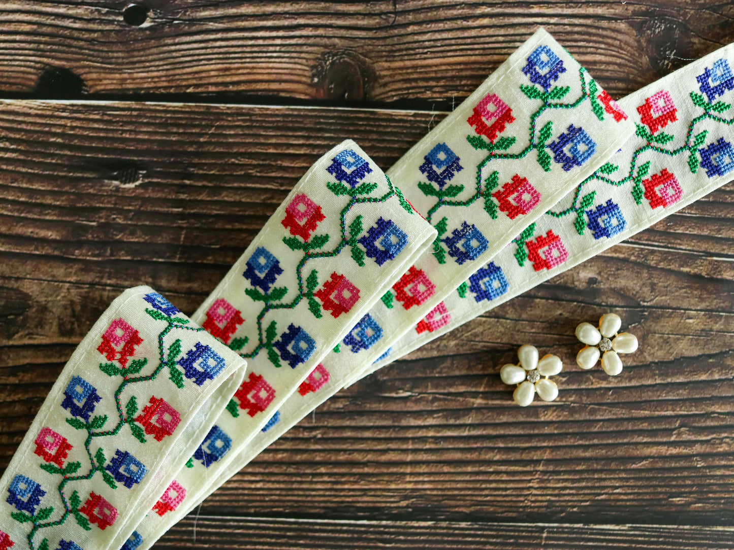 White Pink Floral Embroidered Trim,Cross Stitch Embroidered White Pink Blue Floral Lace,White Saree Border,Boho Indian Fabric Trim,Price/mtr