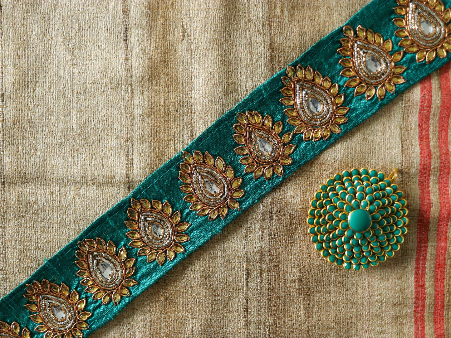 Green Gold Teardrop Embroidered Trim,Handmade Calcutta Embroidered Border,Green Kundan Lace,Indian Fabric Bridal Designer Trim,Price/mtr