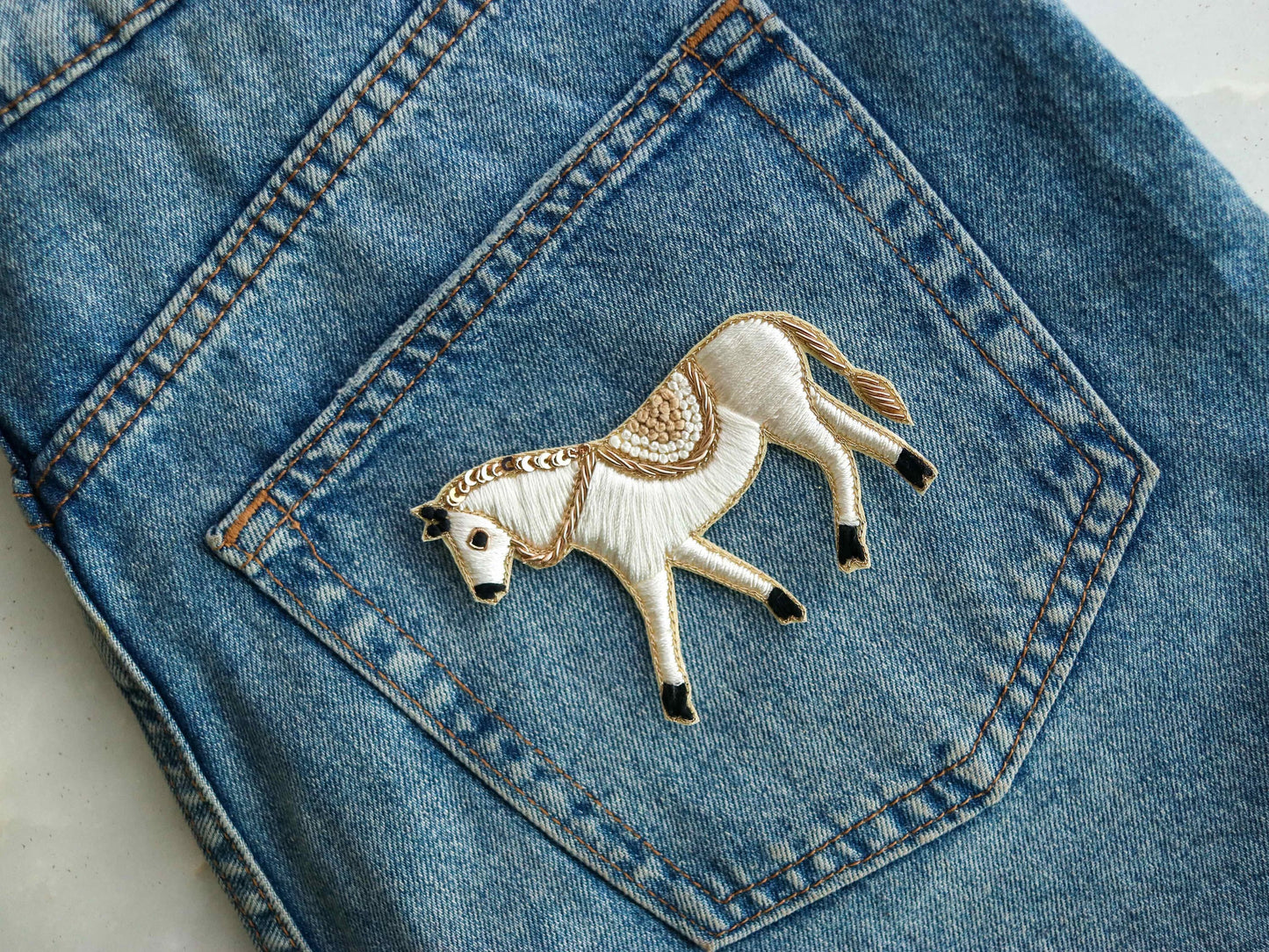 White Gold Embroidered Horse Patch,Handmade embroidered applique, White Horse Patch,Animal patch,Costume Denim DIY Patch,Sew on applique