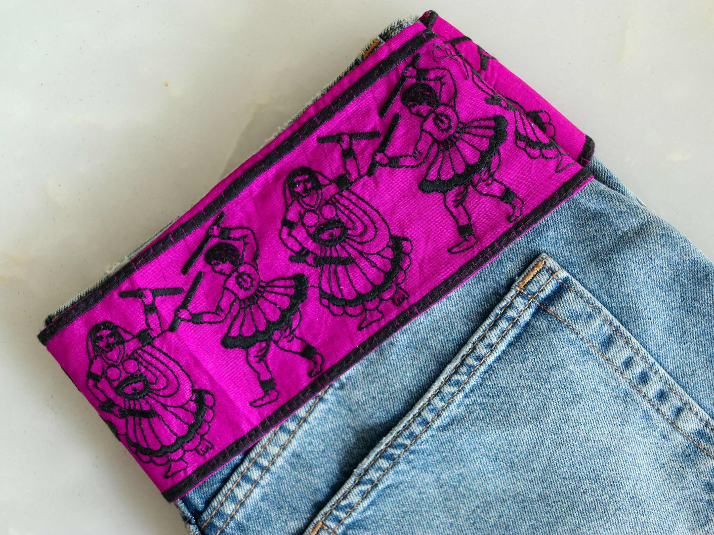 Pink Black Dandiya Embroidered Trim, Kutchi Indian Border,Human Couple Dancing Festive Lace,Tribal Boho Hippie Hot Pink Saree Border,Price/m