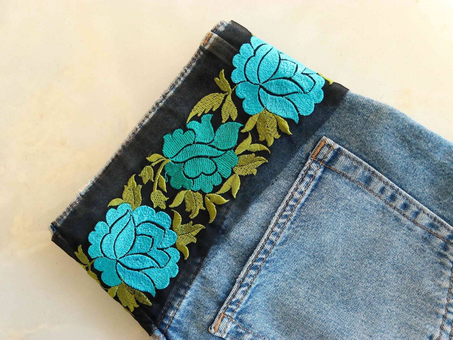 Black Blue Floral Embroidered Trim,Black Blue Net Border,Floral Applique Lace,Indian Fabric Trim,Black Saree Border,Price/mtr