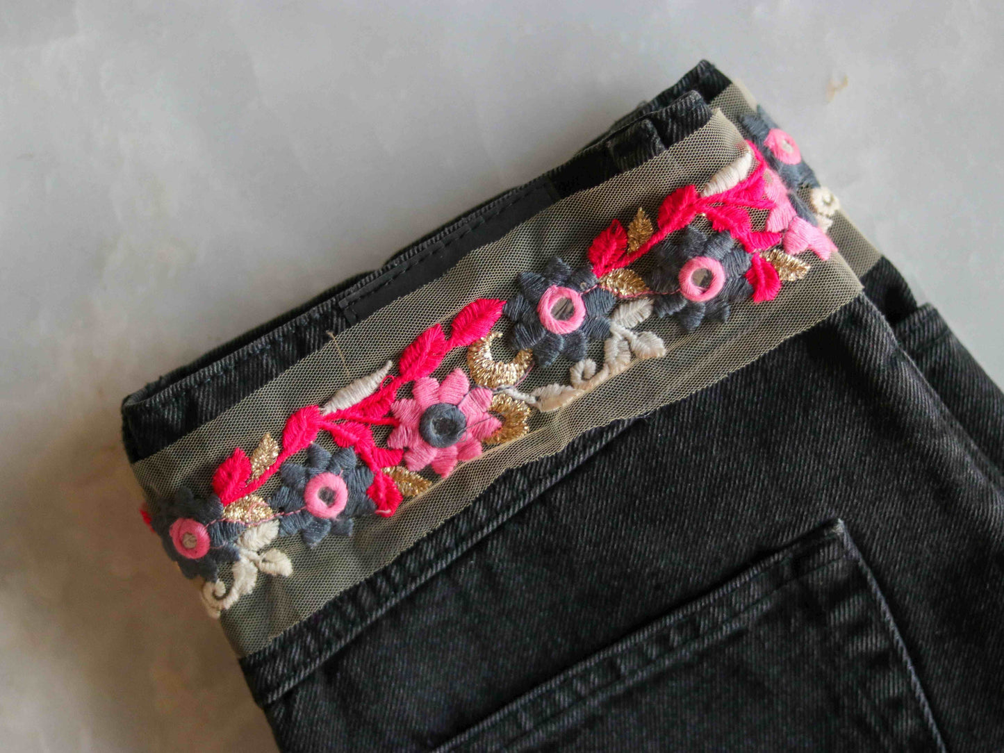 Pink Grey Floral Embroidered Trim,Pink Floral Net Border,Pink Mirror Sequin Net Lace,Indian Fabric Trim,Floral Saree Border,Price/mtr