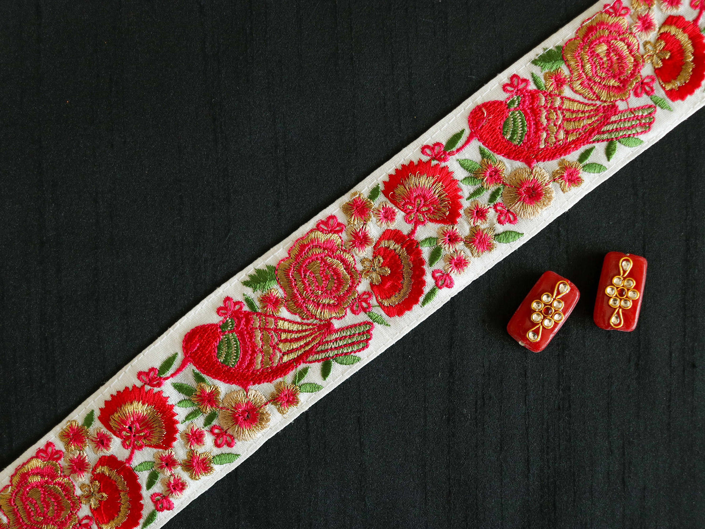 White Floral Bird Embroidered Trim,Indian Embroidery Border,Pink White Sparrow Parrot Bird Lace,Floral Saree Border,Price/mtr