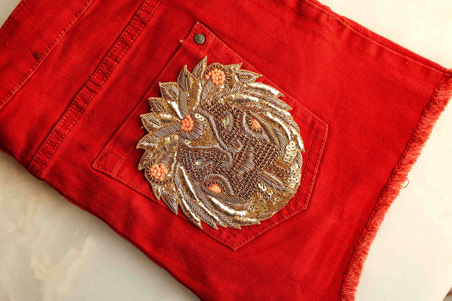 Leo Zodiac Gold Embroidered Patch,Handmade applique, Sun Sign Patch,Star Sign Applique, Lion Animal Patch,DIY Patch