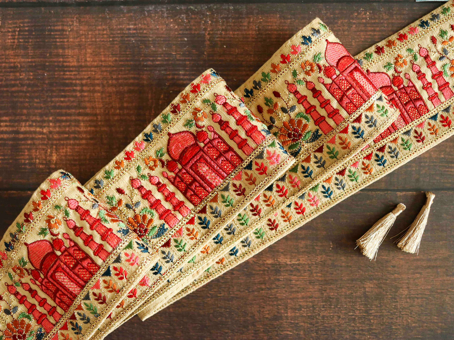 White Red Palace Embroidered Trim,Taj Mahal Indian Palace Border,Oriental Floral Lace,Boho Royal Palace Indian Designer Trim,Price/mtr