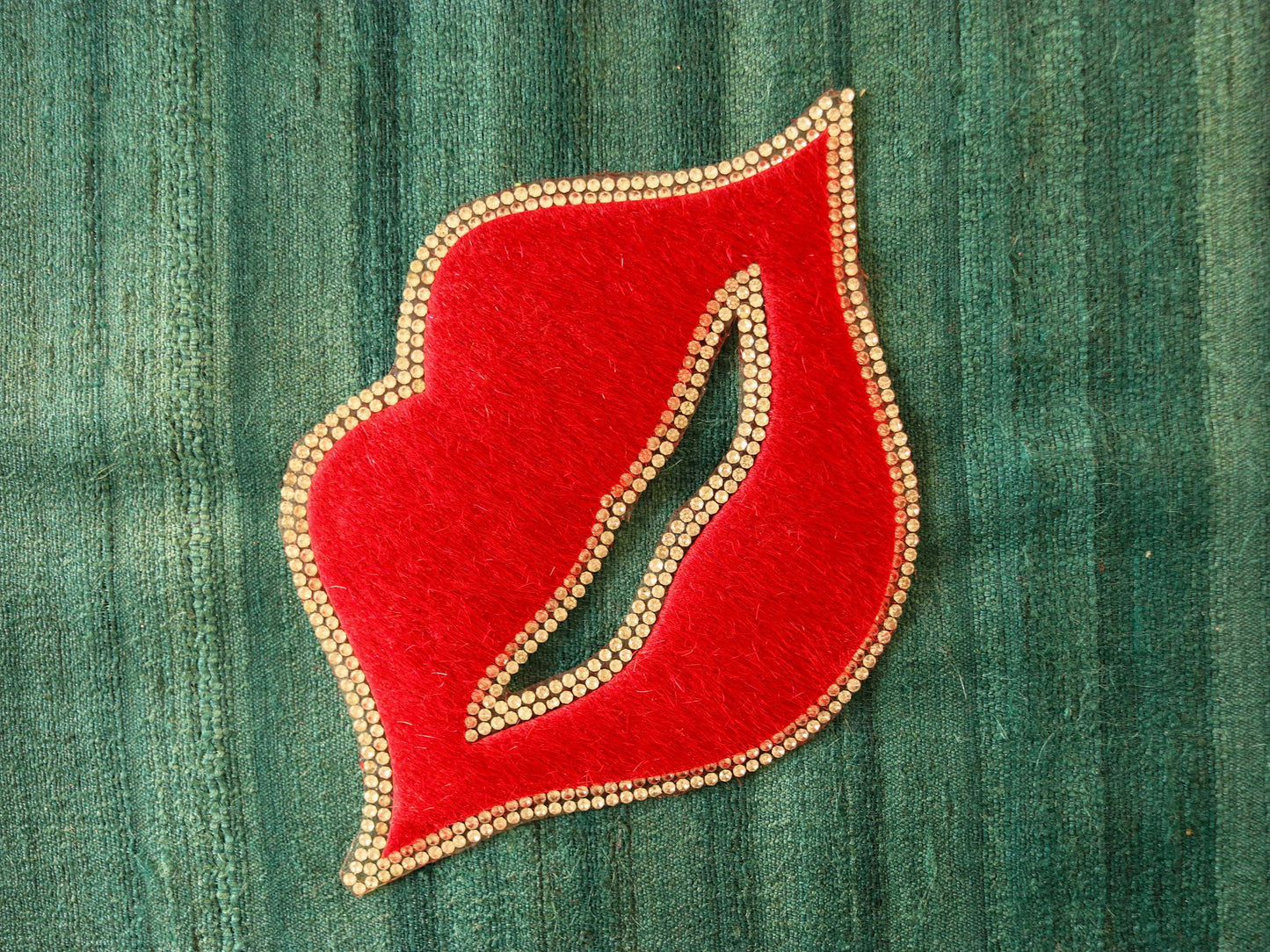 Red Lips Quirky HTV patch,Iron On Heat Transfer Vinyl Red Felt Kiss applique, Colourful Red Smile fabric patch,Boho Easy DIY Patch