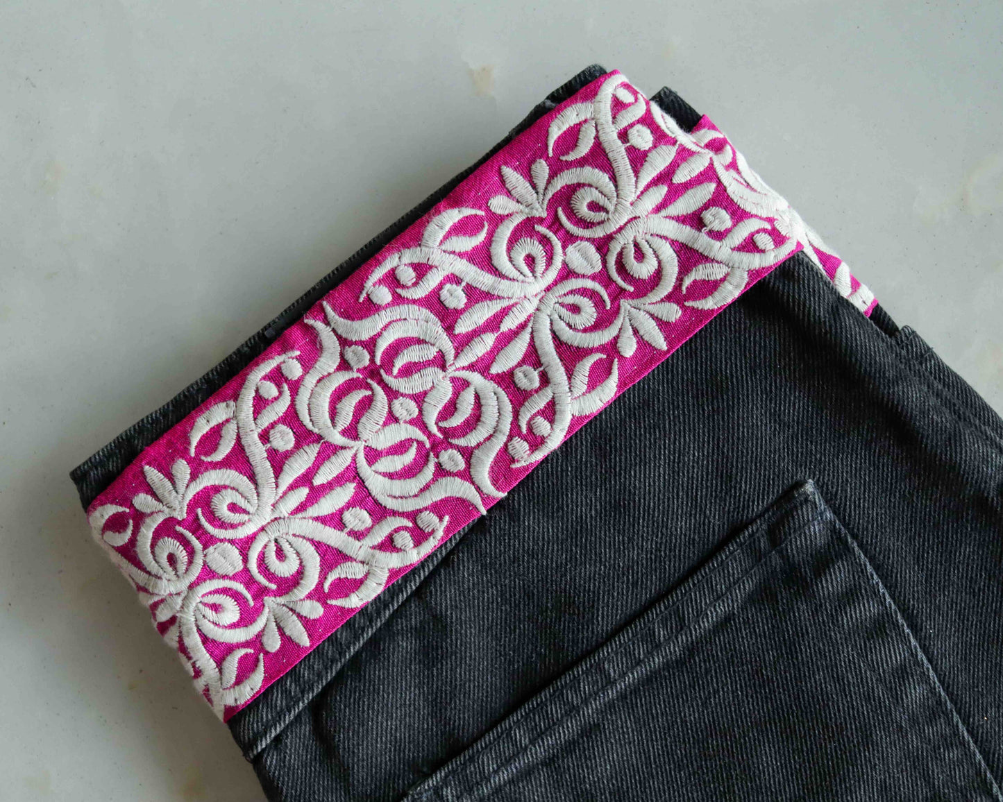 Pink White Floral Embroidered Trim,Indian Fabric Embroidered Parsi Border,Pink Floral Lace,Floral Saree Border,Price/mtr