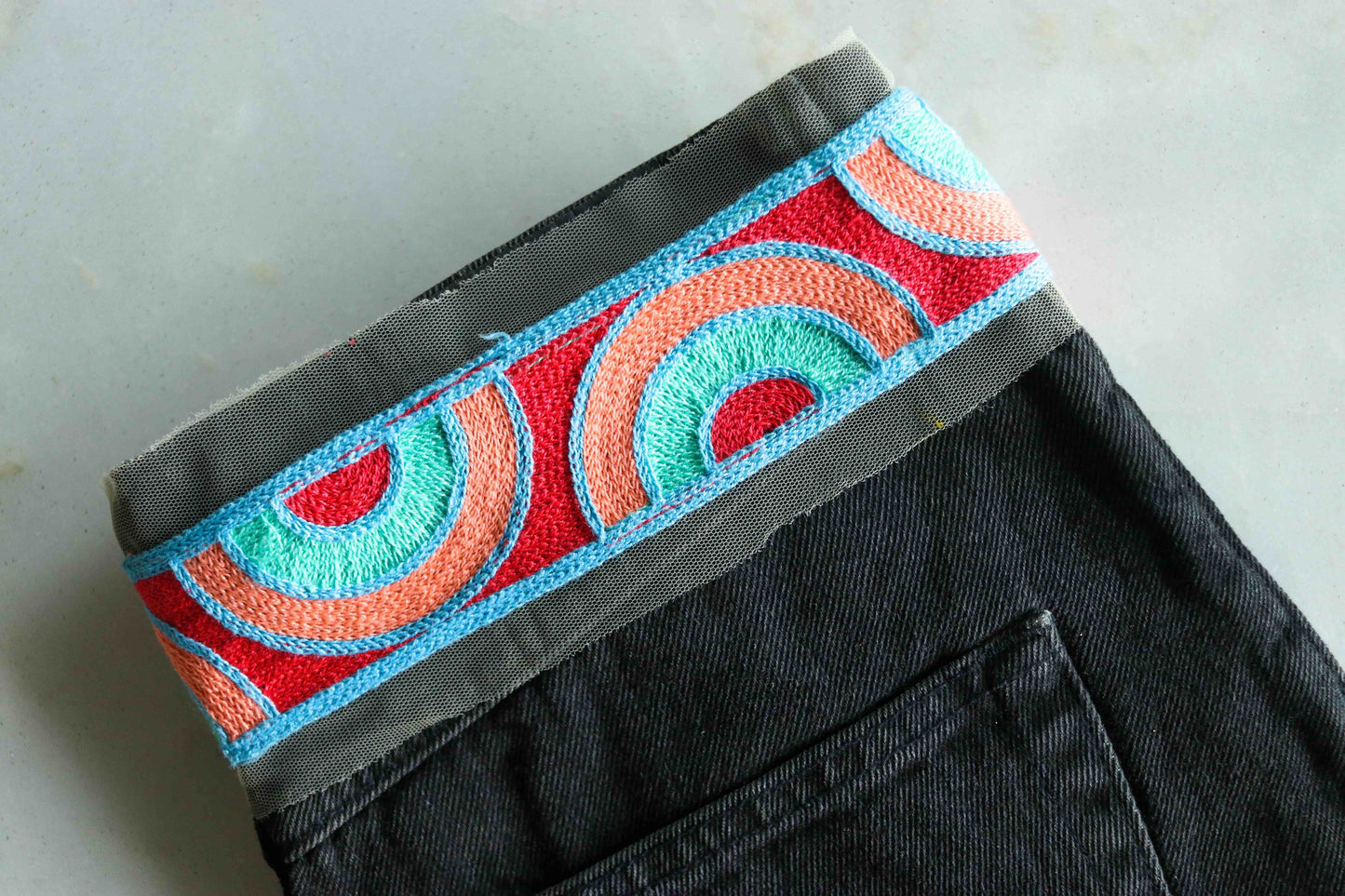 Blue Peach Circle Embroidered Trim,Peach Fuzz Net Border,Indian Fabric Trim,Boho Blue Polka Lace,Semi Circle,Blue Saree Border,Price/mtr