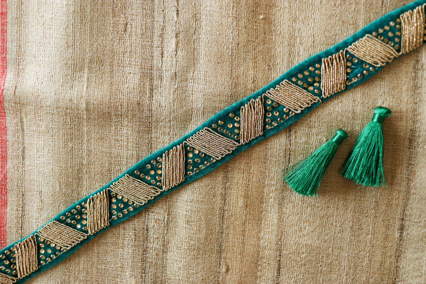 Green Gold Diamante Stripes Trim,Deep Green Diamante Border,Indian Fabric Green Zig Zag Diagonal Design Lace,Green Saree Border,Price/mtr