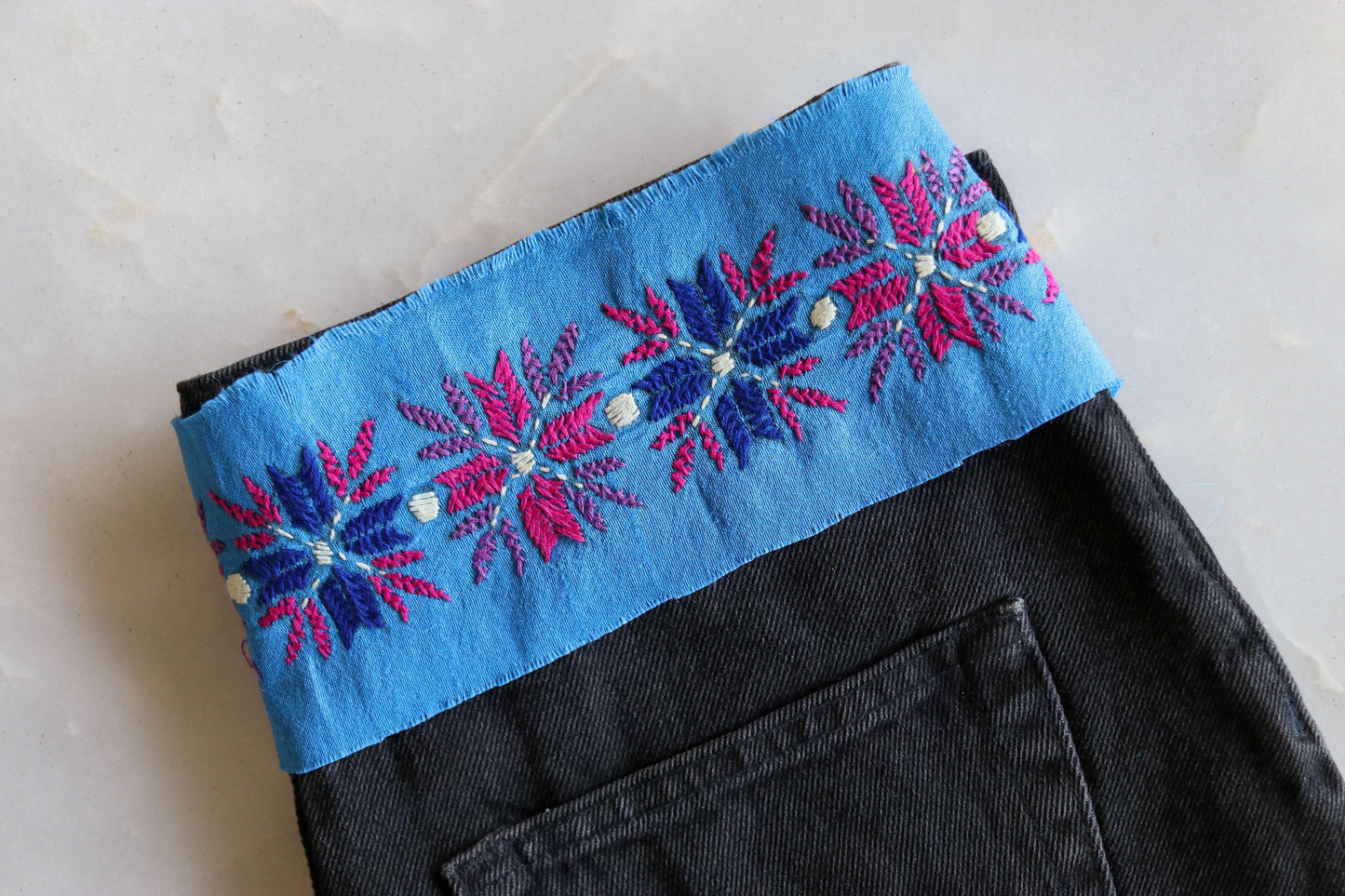 Blue Pink Embroidered Phulkari Trim,Floral Indian Border,Geometric Blue Lace,Boho Hippie Phulkari Saree Border,Snowflake Design,Price/mtr