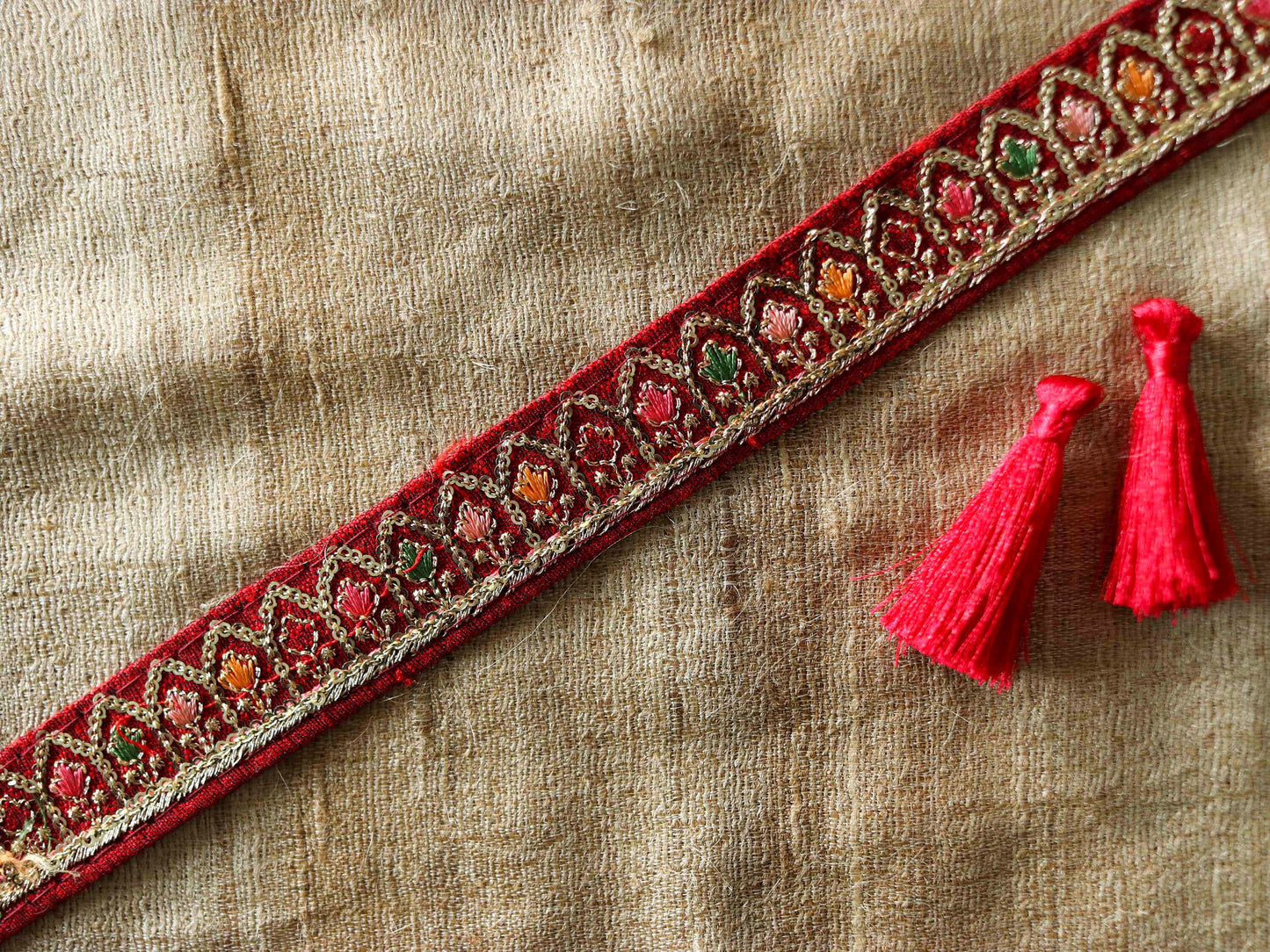 Red Colourful Floral Embroidered Trim,Indian Fabric Embroidered Border,Narrow Red Pink Floral Lace,Floral Saree Border,Price/mtr