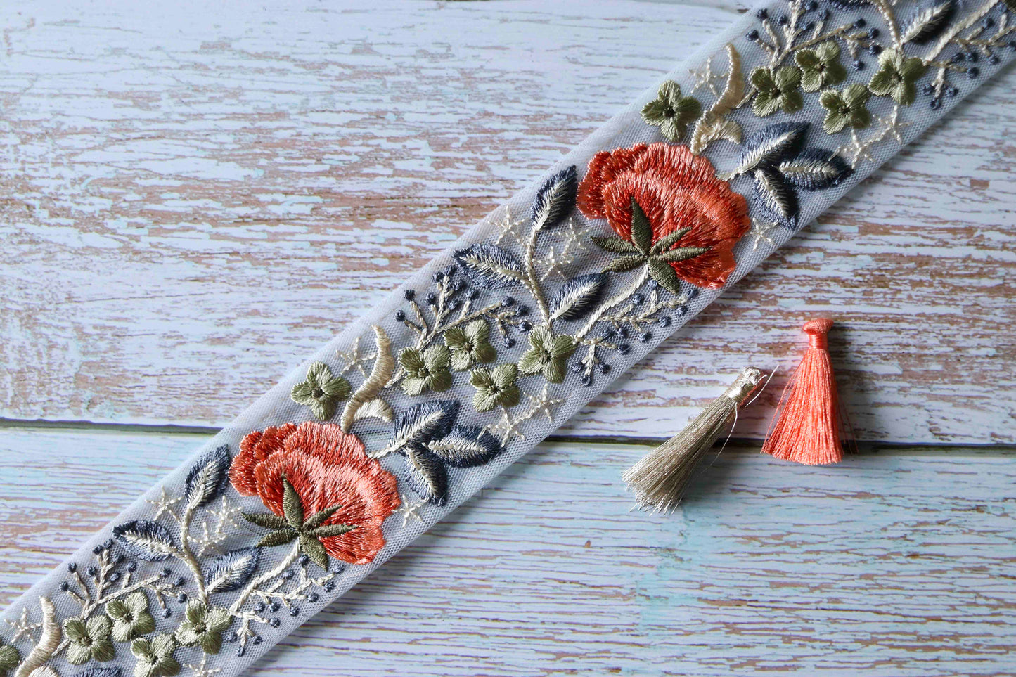 Grey Peach Floral Embroidered Trim,Peach Mint Grey Net Floral Border,Blue Net Lace,Indian Fabric Trim,Saree Border,Price/mtr, インド刺繍リボン