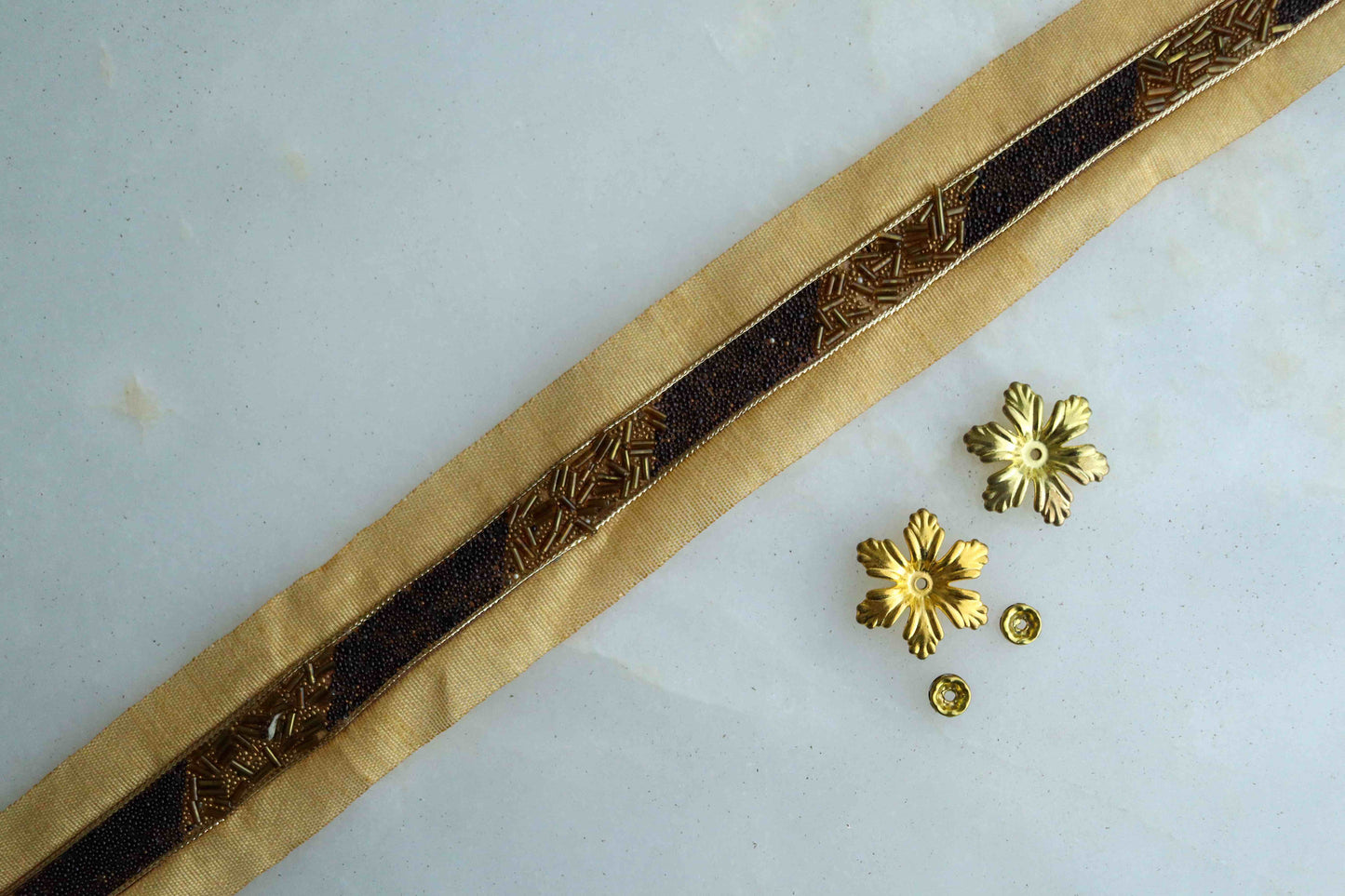 Black Gold Beaded Handmade Trim, Cutdana Bugle Beads Narrow Border,Black Gold Fringe Lace,Indian Fabric Trim,Price/mtr