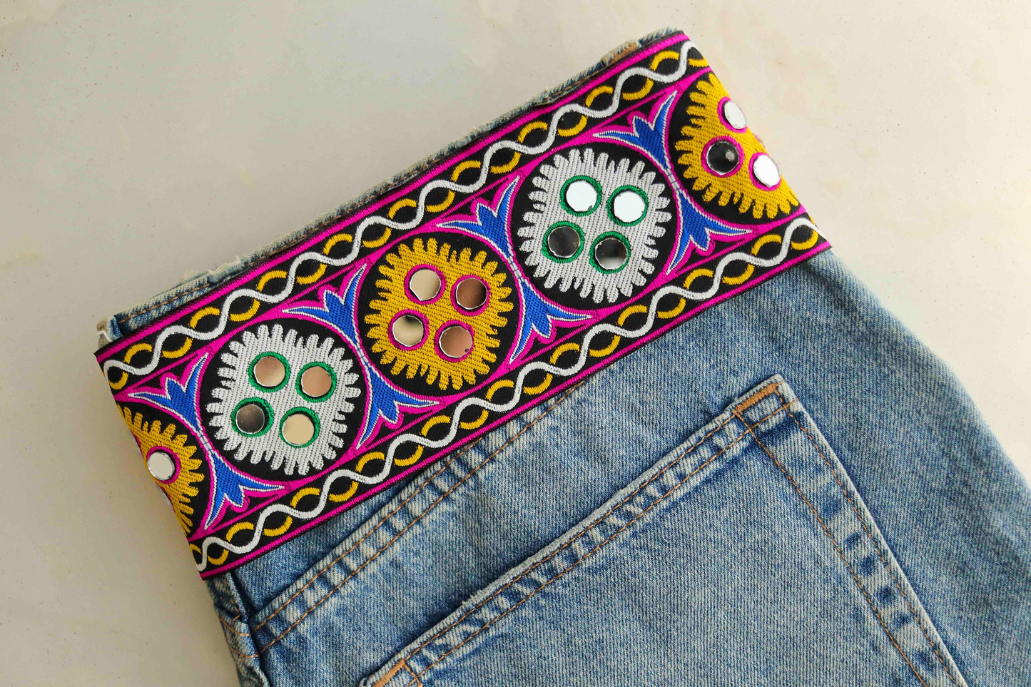 Black Mirror Multicolour Kutchi Trim,Indian Fabric Woven Border,Black Yellow White Mirror Lace,Tribal Boho Hippie Saree Border,Price/mtr