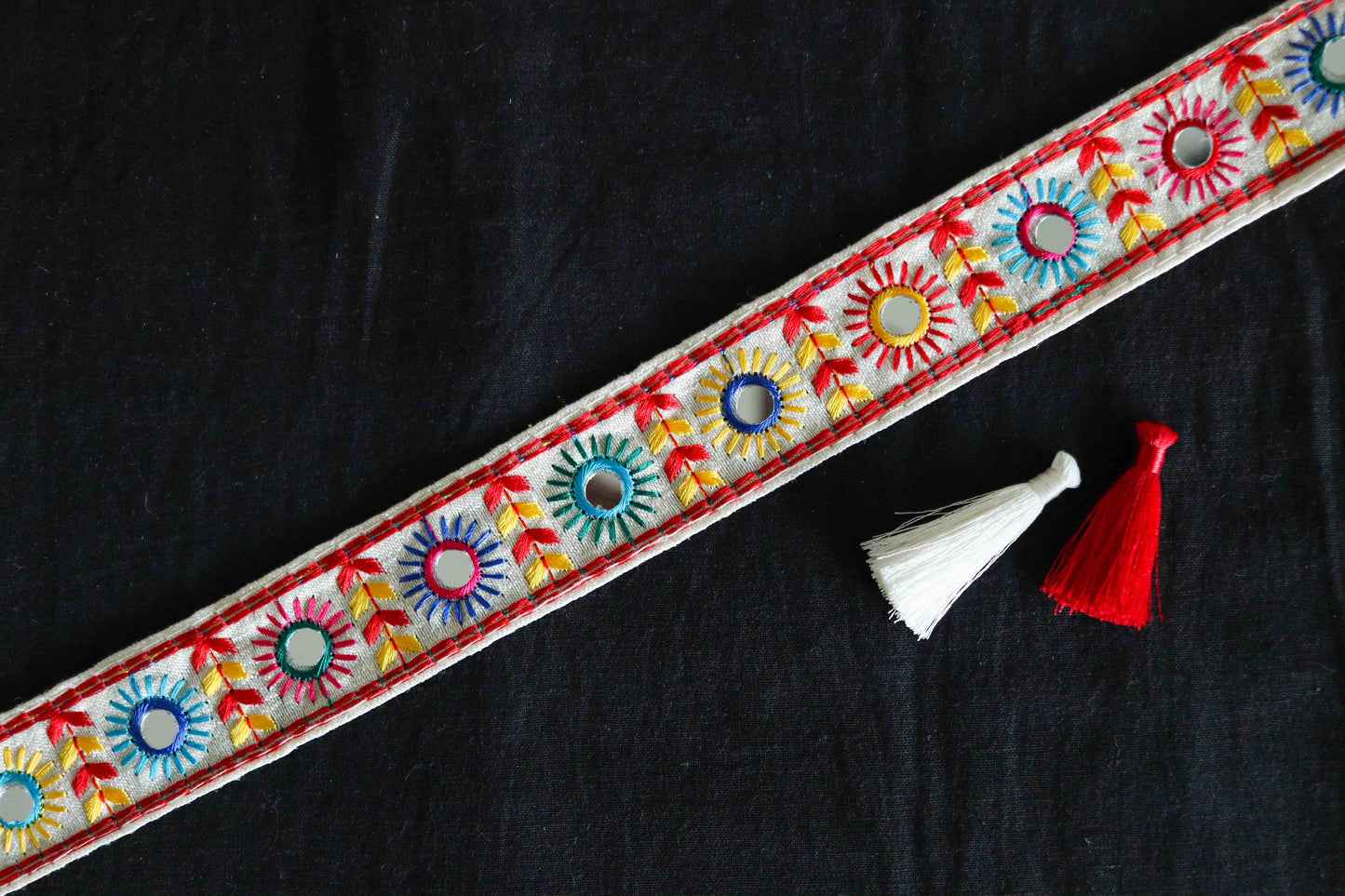White Red Embroidered Mirror Trim,Handmade Kutchi Indian Fabric Border,Rainbow Mirror Lace,Tribal Boho Hippie Saree Border,Price/mtr