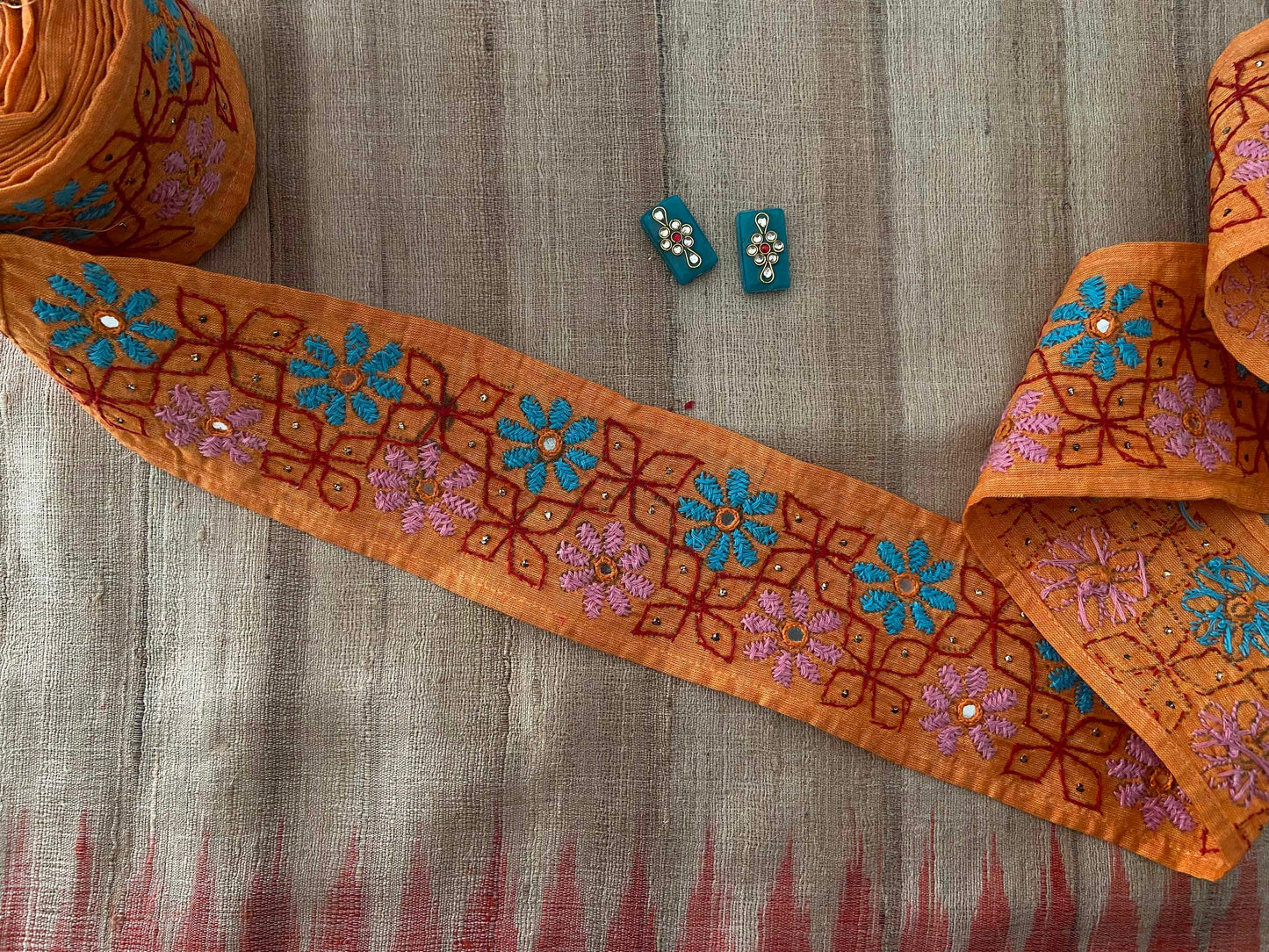 Orange Blue Embroidered Kutchi Trim,Indian Handmade Border,Burnt Orange Blue Floral Lace,Tribal Boho Hippie Saree Border, インド刺繍リボン,Price/mtr