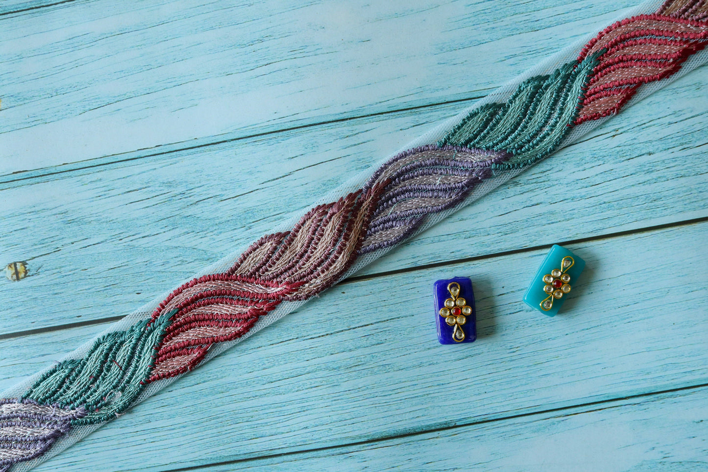 Pastel Pink Braid Embroidered Trim, Net Indian Border, Teal Purple Lavender Twine Net Lace, Boho Hippie Saree Border, インド刺繍リボン, Price/mtr