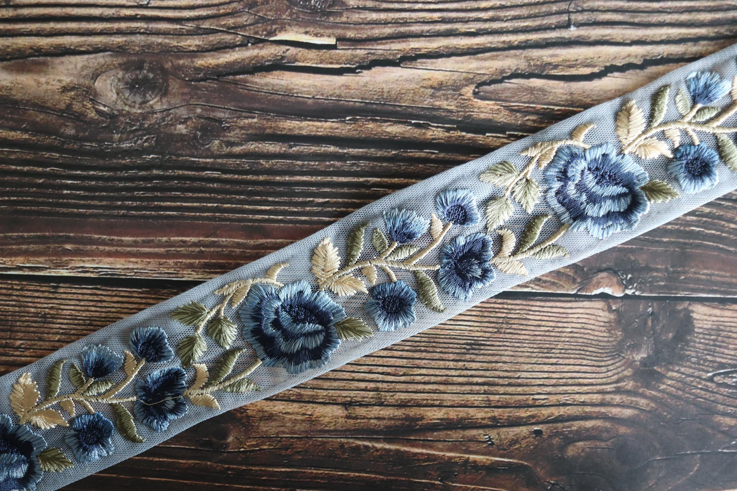 Blue Cream Floral Embroidered Trim, Pastel Net Floral Border, Blue White Net Lace, Indian Fabric Trim, Saree Border, インド刺繍リボン, Price/mtr