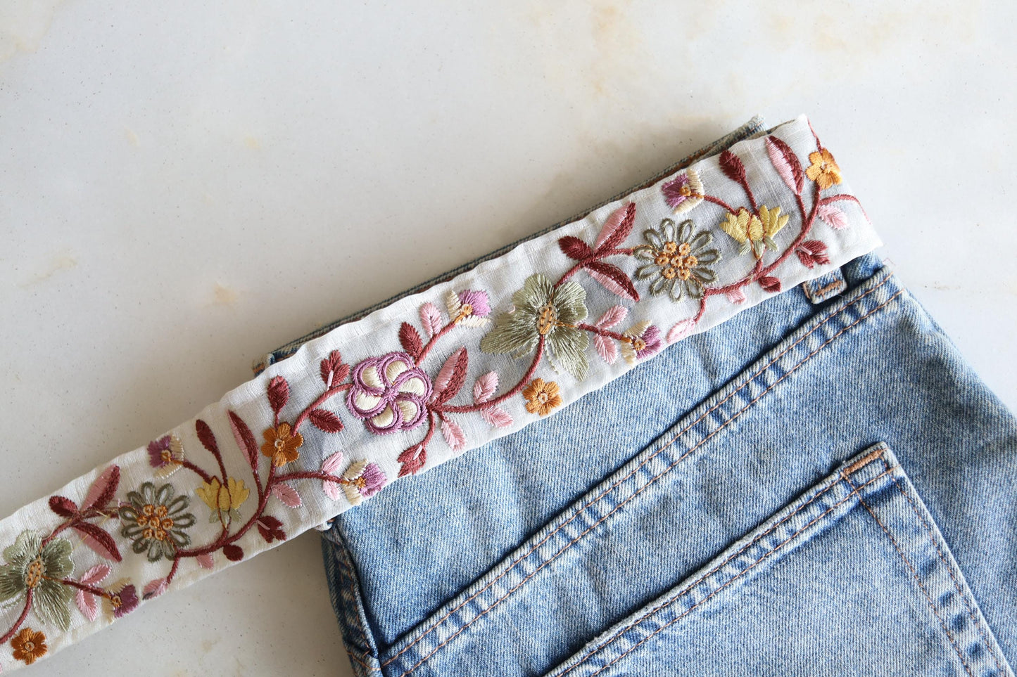 Pink Green Butterfly Floral Trim, Embroidered Tissue Border, Pink Mint Green Lace, Indian Fabric Trim Saree Border, インド刺繍リボン, Price/mtr