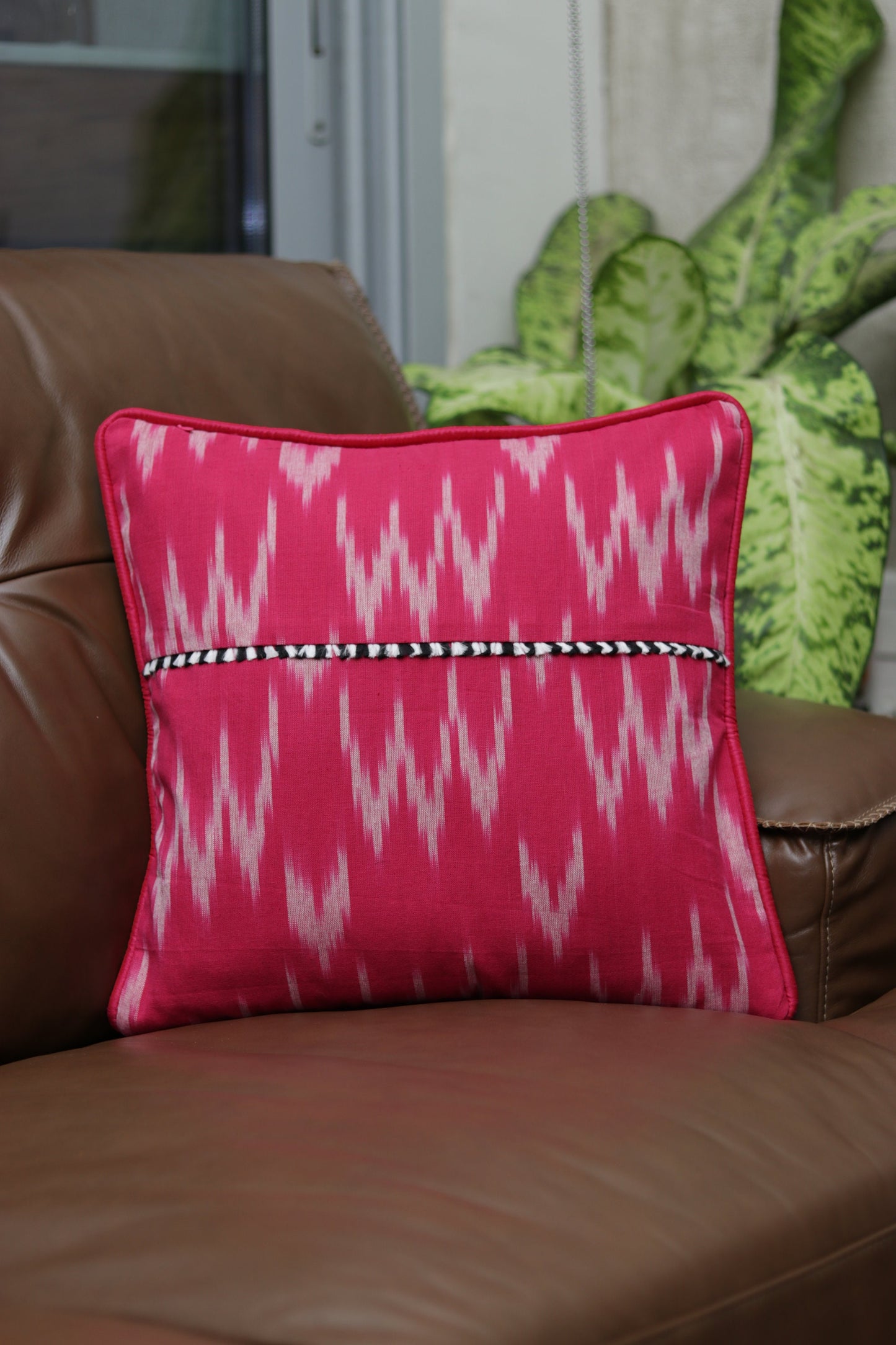 Darzi – Quirky Sewing Machine Cushion Cover,Black Pink Sham,Fun Vintage Print Cushion,Pink Ikat Cushion,2 Way Cushion,16”,18”,Price/pc