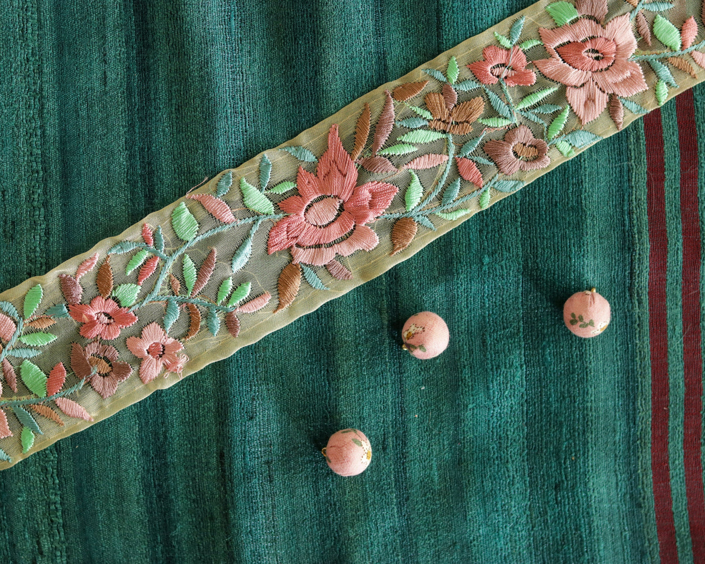 Pink Pastel Floral Embroidered Trim,Indian Fabric Embroidered Border,Pink Floral Lace,Parsi Embroidery Border,Pastel Saree Border,Price/mtr