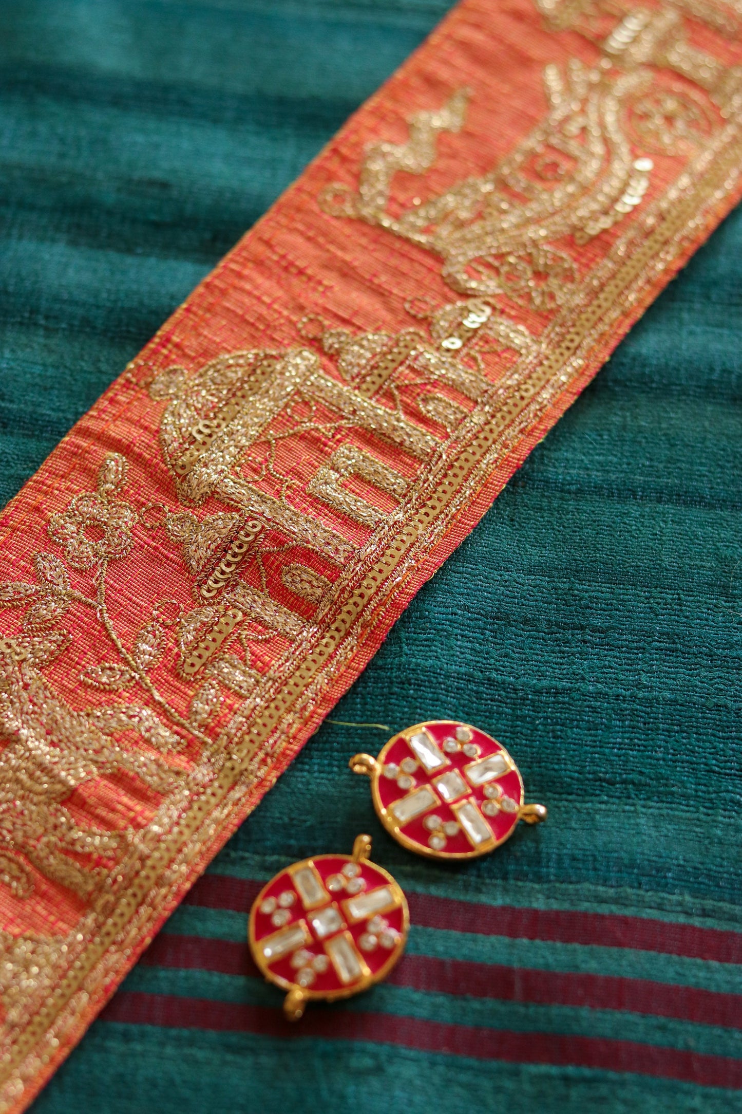 Peach Gold Chariot Palace Trim,Peach Gold Embroidered Palace Border,Horse Embroidery Lace,Boho Trim,Royal Indian Designer Trim,Price/mt