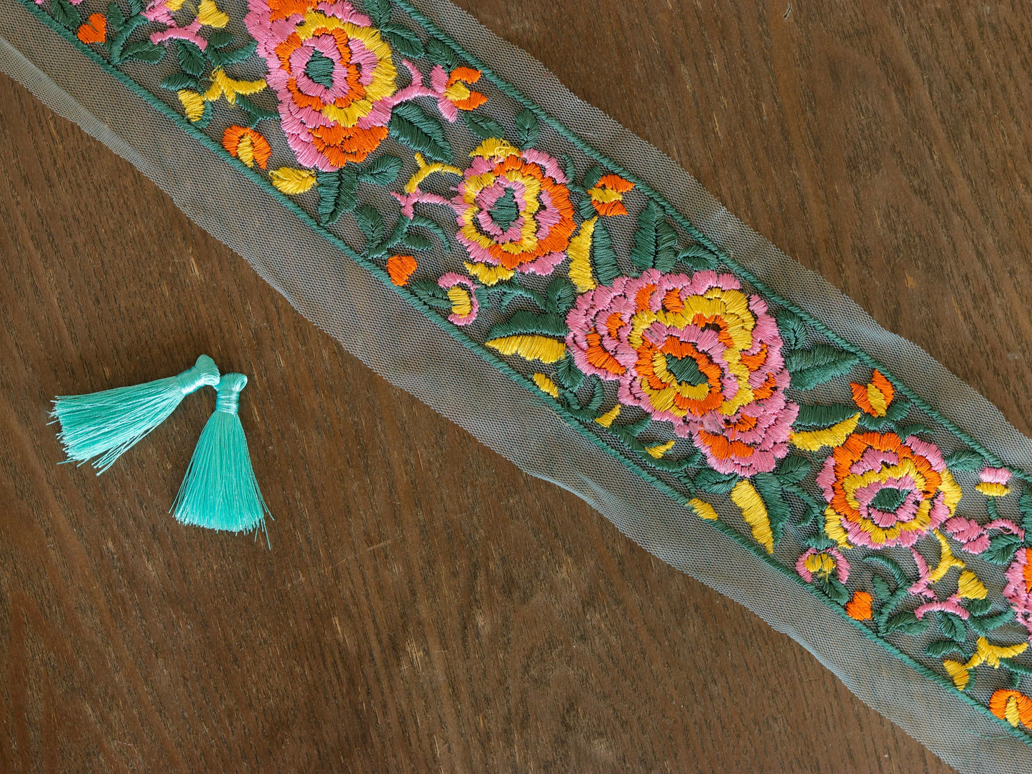 Teal Pink Floral Embroidered Trim,Teal Net Floral Border,Embroidery Lace,Green Net Lace,Pink Floral Trim,Indian Trim,Saree Border,Price/mt
