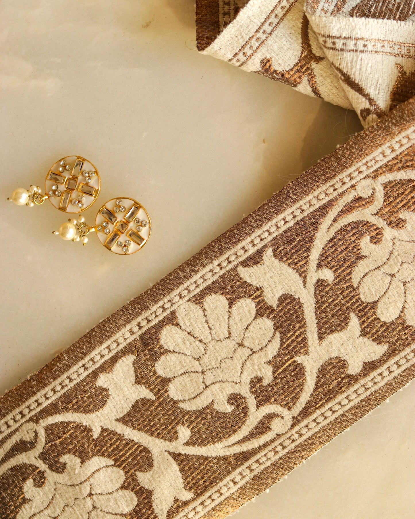 White Gold Floral Brocade Trim, White Gold Floral Border, White Gold Floral Lace, White Brocade Border, Saree Border, Indian Trim, 50 cm