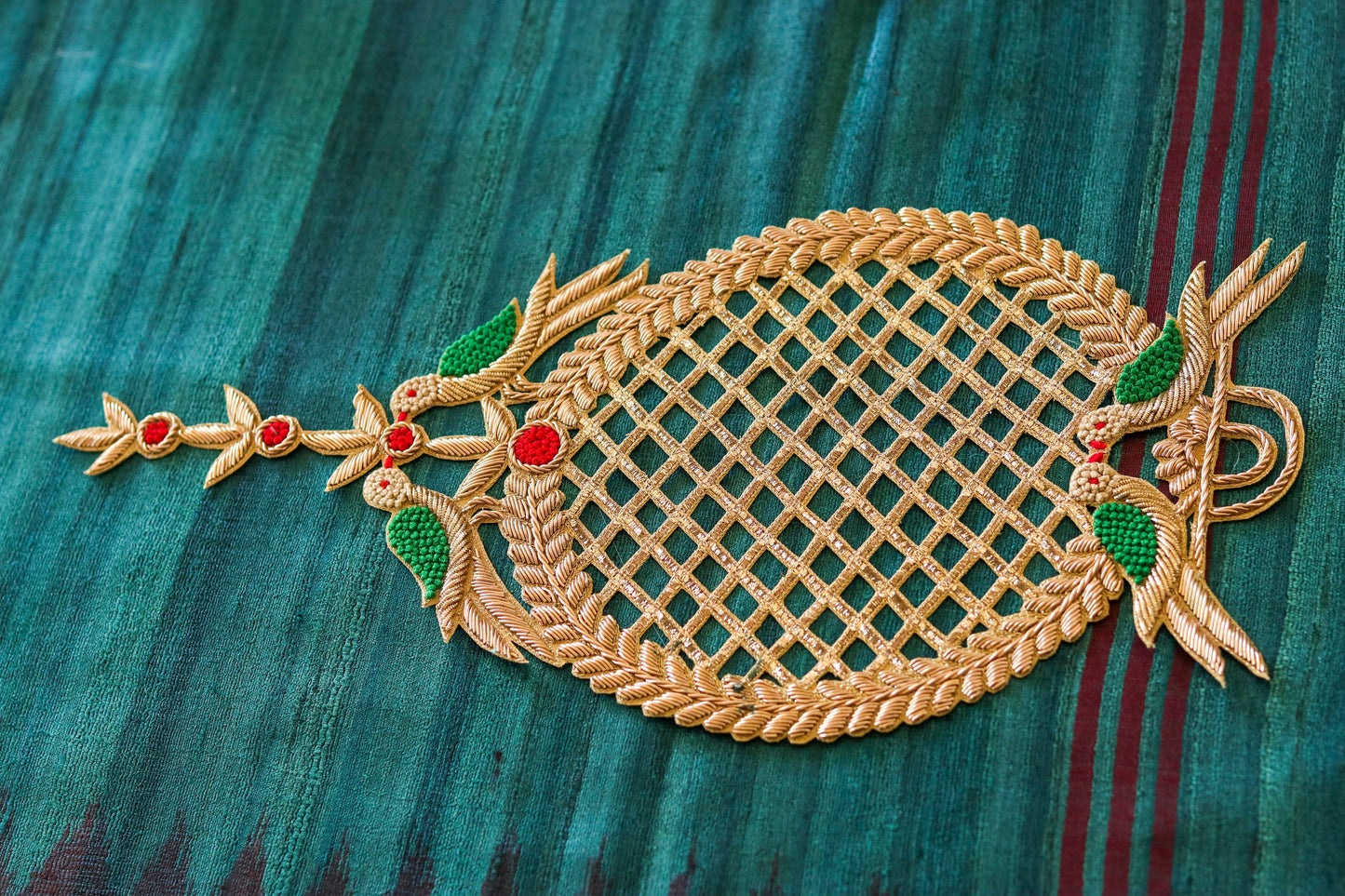 Large Gold Parrot embroidered patch,Handmade embroidered applique,Green Gold bird patch,Costume Denim Patch,Sew on applique,DIY Patch