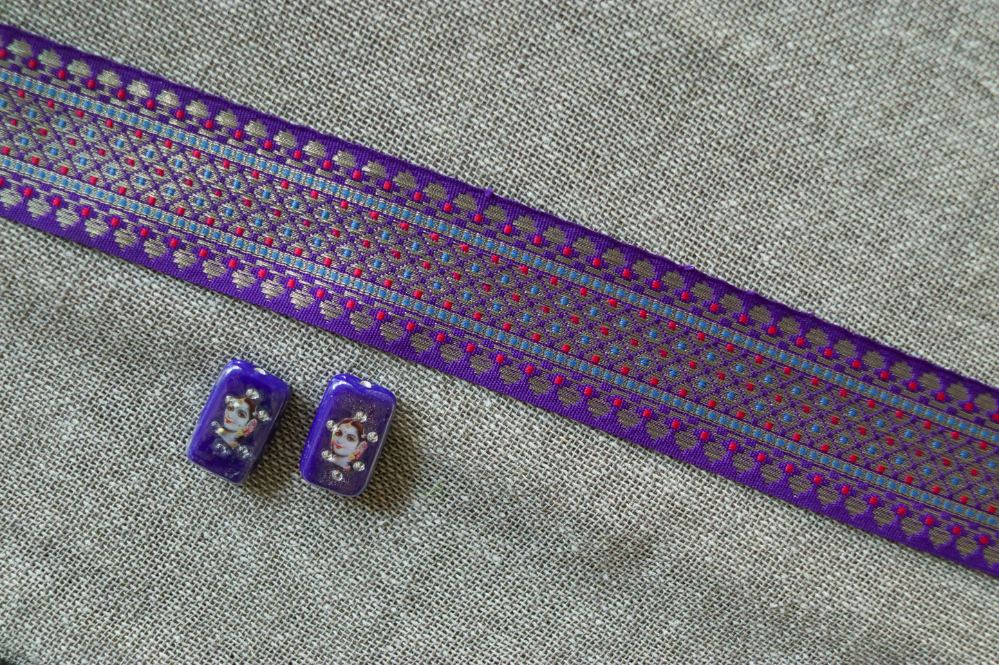 Purple Gold Floral Jacquard Trim,Brocade Paithani Border,Indian Brocade Lace,Purple Gold Paithani Vintage Trim,Purple Saree Border,Price/mtr