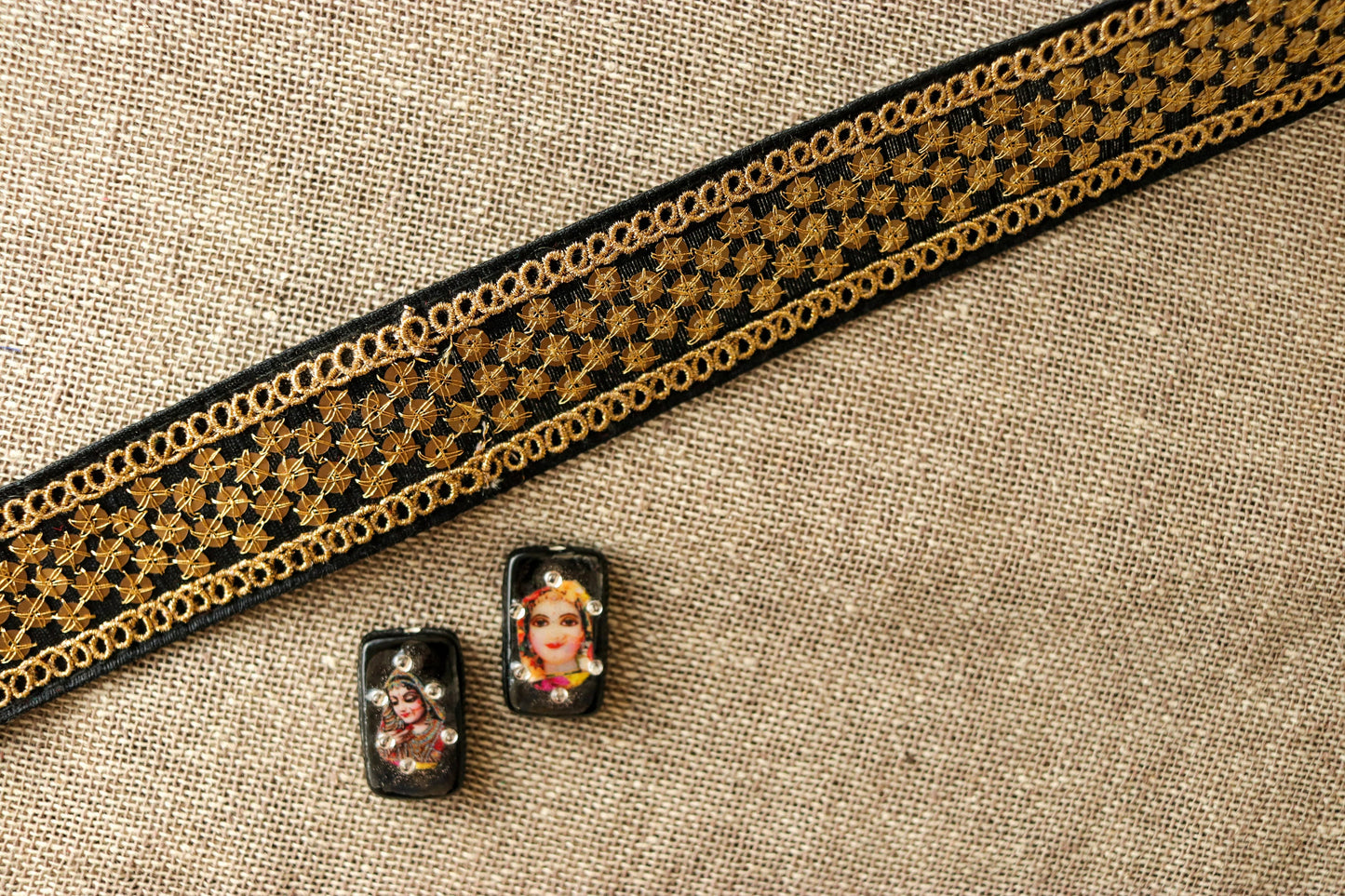 Black Gold Sequin Embroidered Trim,Black Gold Sequin Border,Indian Trim,Black Floral Lace,Black Saree Border,Indian Fabric Trim,Price/mtr