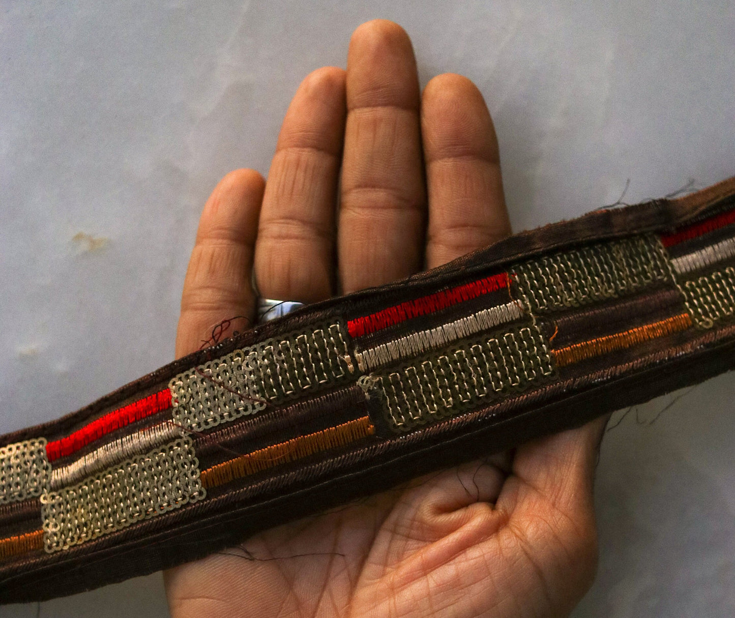 Brown Sequin Stripe Embroidered Trim,Indian Sequin Border,Brown Sequin Lace,Vintage Bridal Saree Border,Fabric Trim,Price/mtr