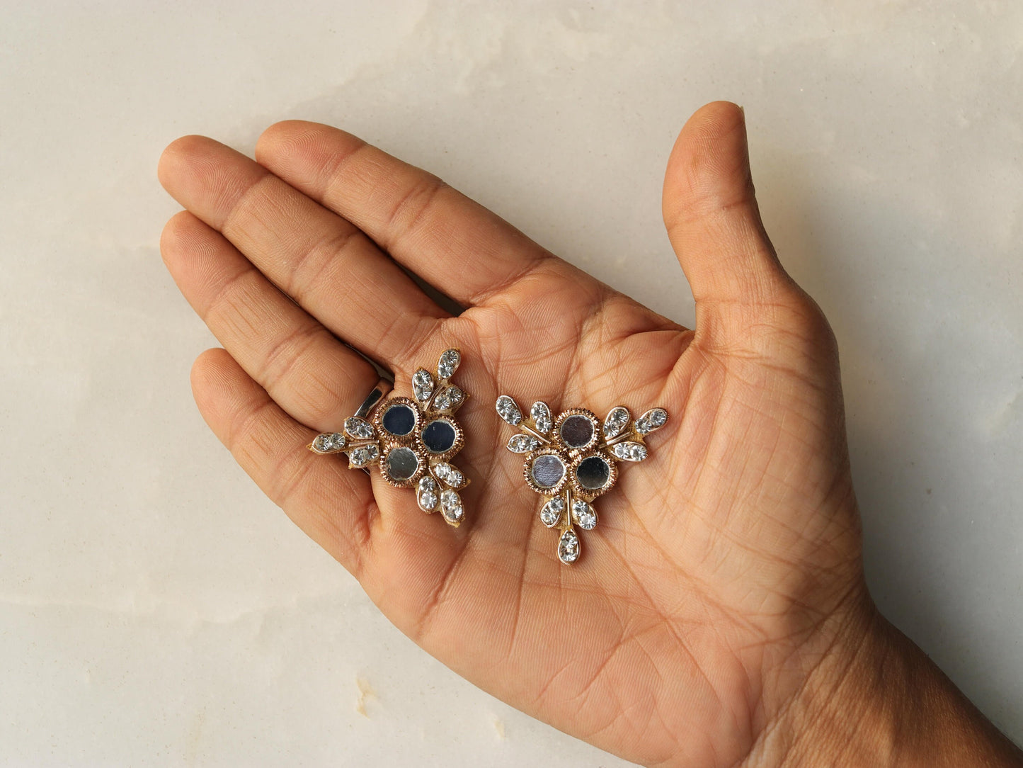 Golden mirror butti embroidered patch,Handmade triangle embroidered applique,Gold zari floral patch,DIY Patch, 2 pieces