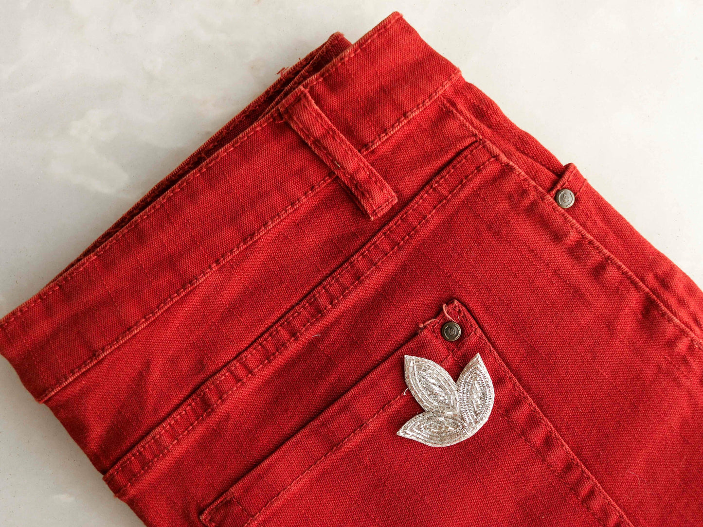 Silver Leaf butti embroidered patch,Handmade three leaf silver zari sequin applique,Silver zari 3 leaf patch,DIY Patch, 2 pieces