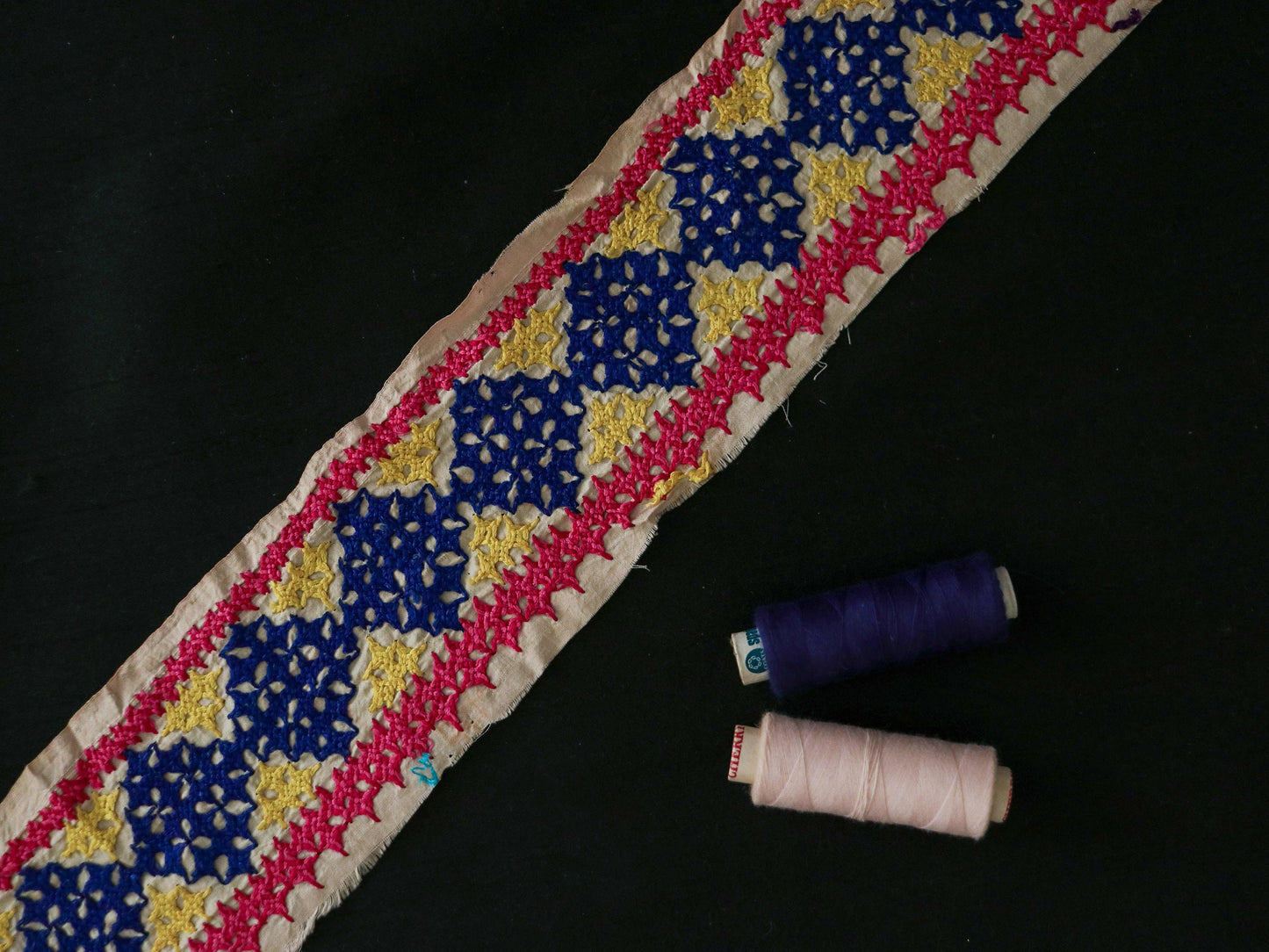 White Blue Embroidered Phulkari Trim,Indian Border,Handmade Cream Pink Lace,Recycled Vintage Boho Hippie Saree Border,Price/mtr