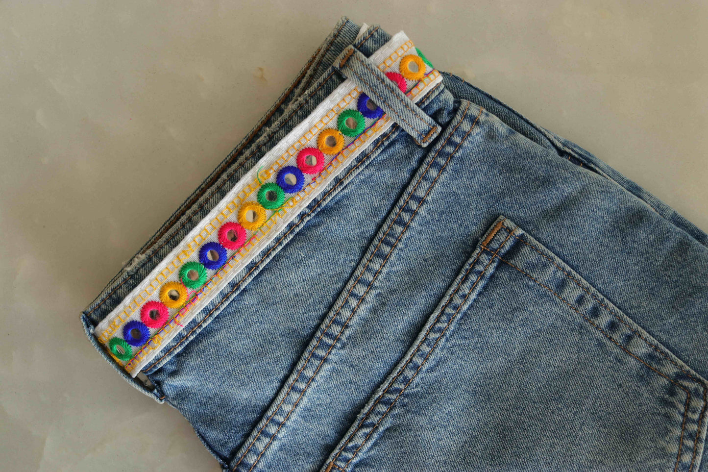 White Mirror Embroidered Kutchi Trim,Indian Embroidered Border,White Faux Mirror Lace,Tribal Boho Hippie Saree Border,Price/mtr