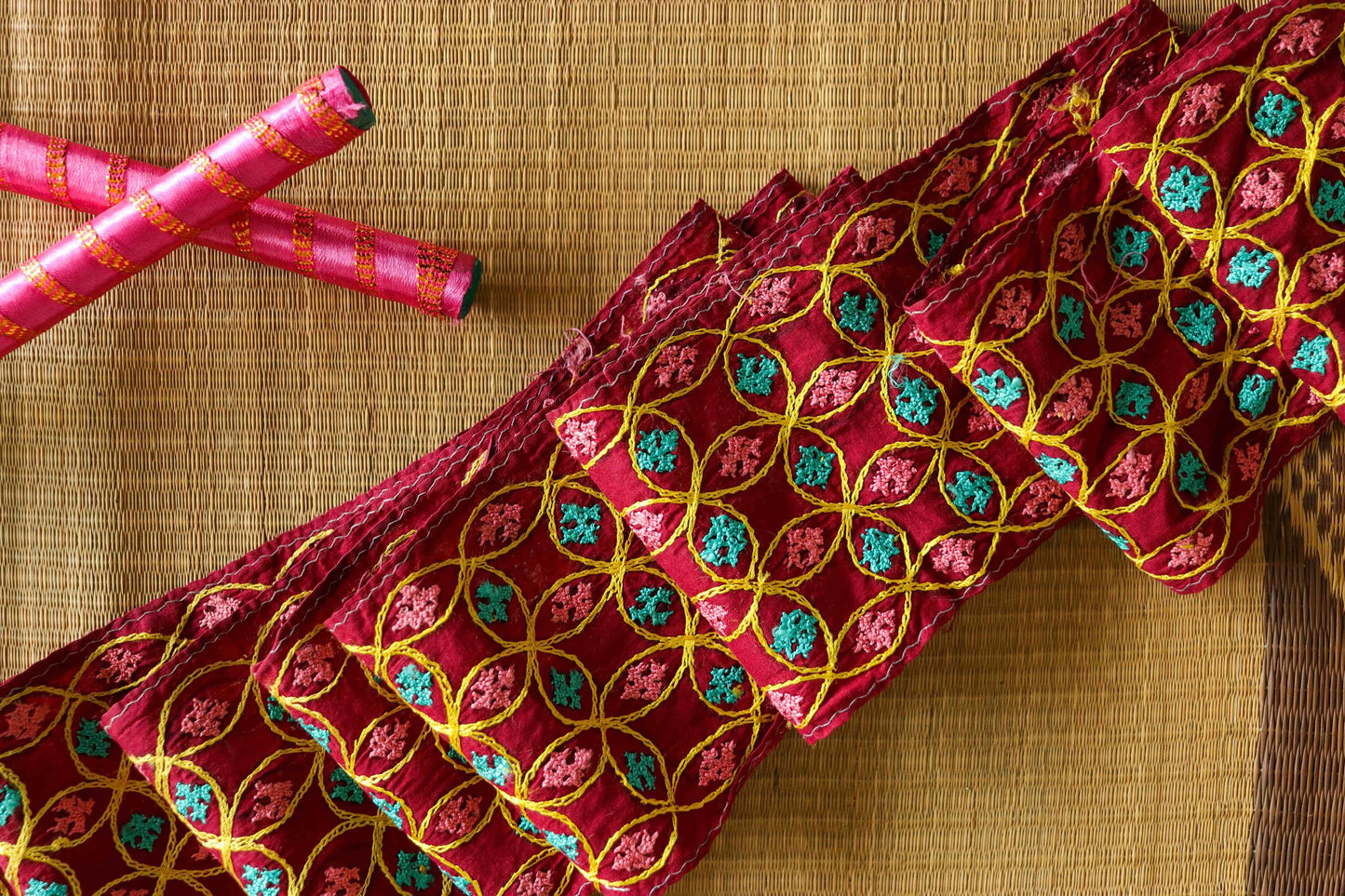 Red Pink Embroidered Kutchi Trim,Indian Handmade Embroidered Border,Red Multicolour Floral Lace,Tribal Boho Hippie Saree Border,Price/mtr