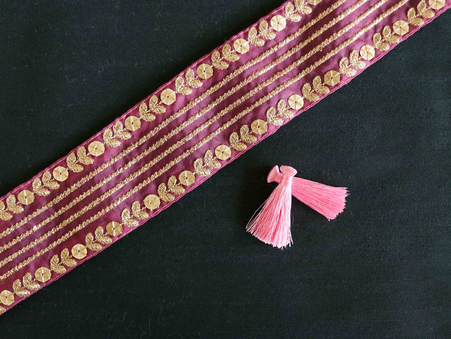 Pink Gold Floral Embroidered Trim,Pink Tissue Floral Lace,Indian Fabric Trim, Pink Gold Floral Organza Saree Border,Price/mtr