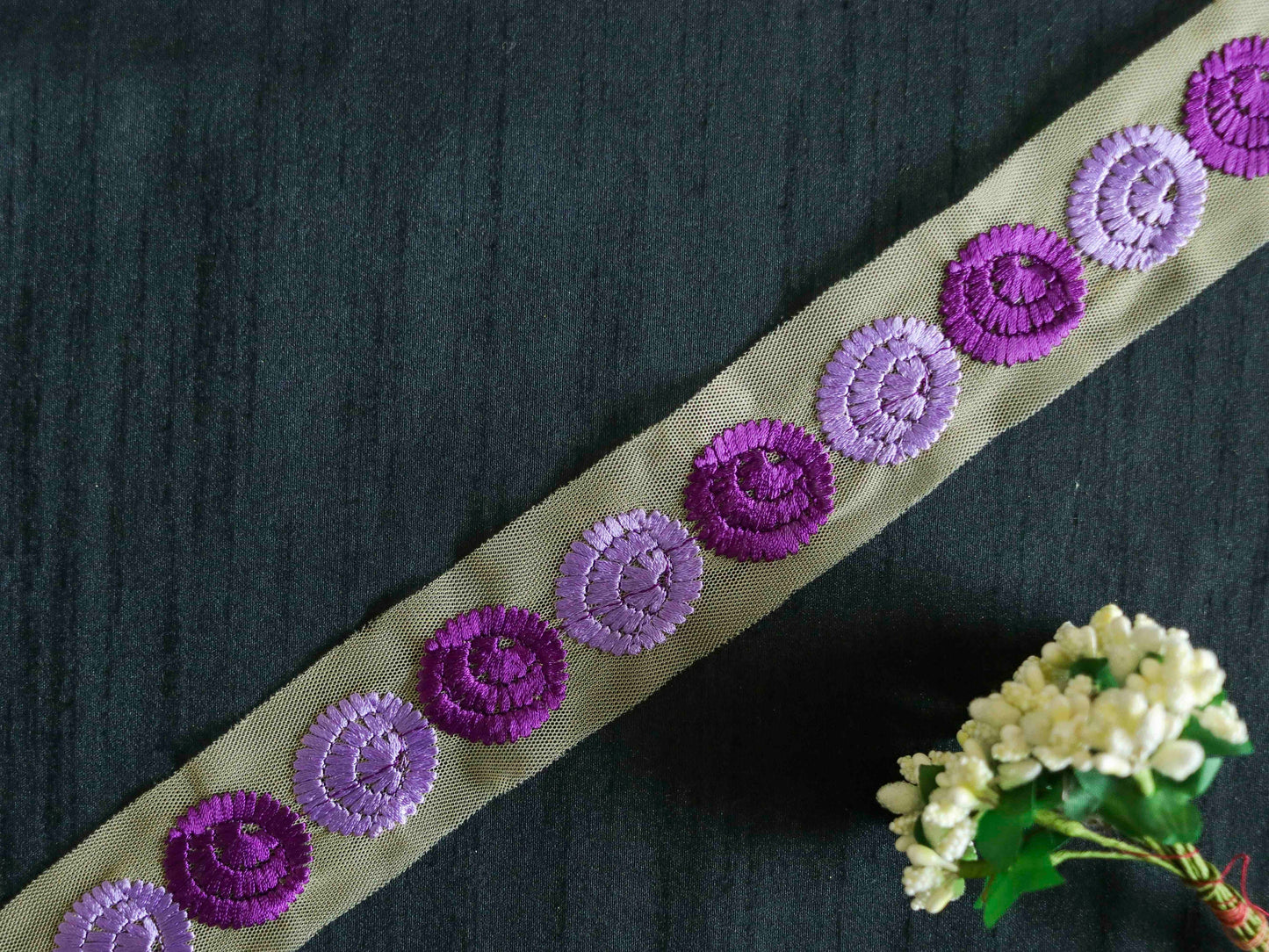 Purple Floral Embroidered Phulkari Trim,Indian Fabric Border,Floral Purple Net Lace,Boho Purple Floral Saree Border,Price/mtr