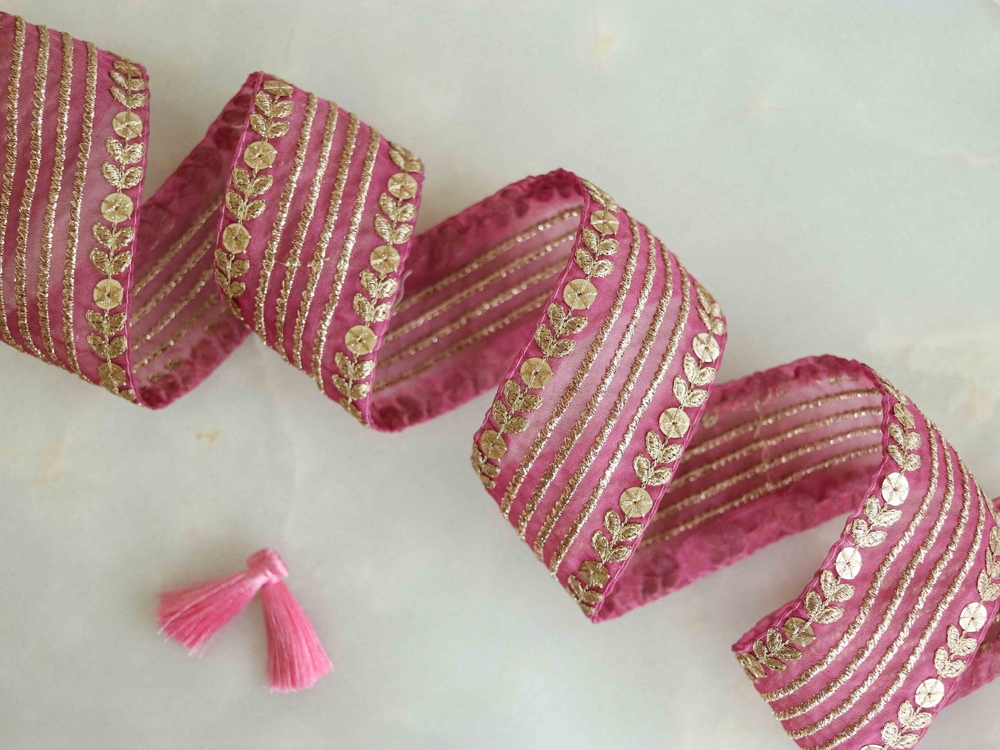 Pink Gold Floral Embroidered Trim,Pink Tissue Floral Lace,Indian Fabric Trim, Pink Gold Floral Organza Saree Border,Price/mtr