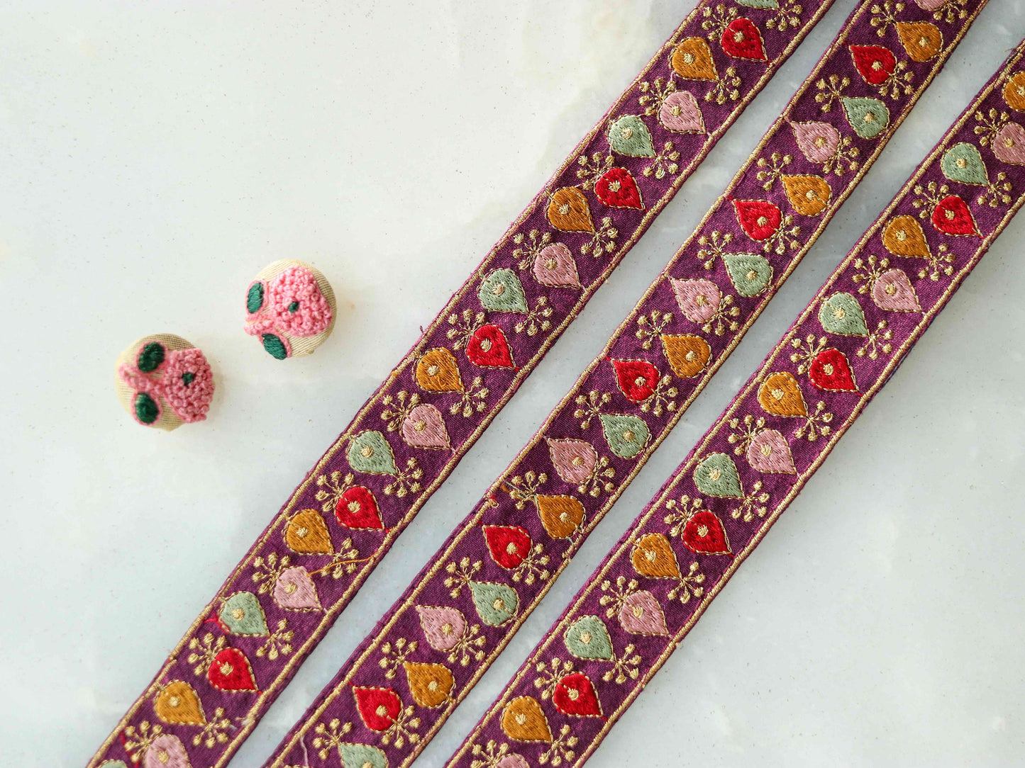 Plum Gold Teardrop Embroidered Trim, Multicolour Teardrop Border, Indian Floral Lace,Plum Pink Gold Lace, Plum Saree Border, Price/mt, CL